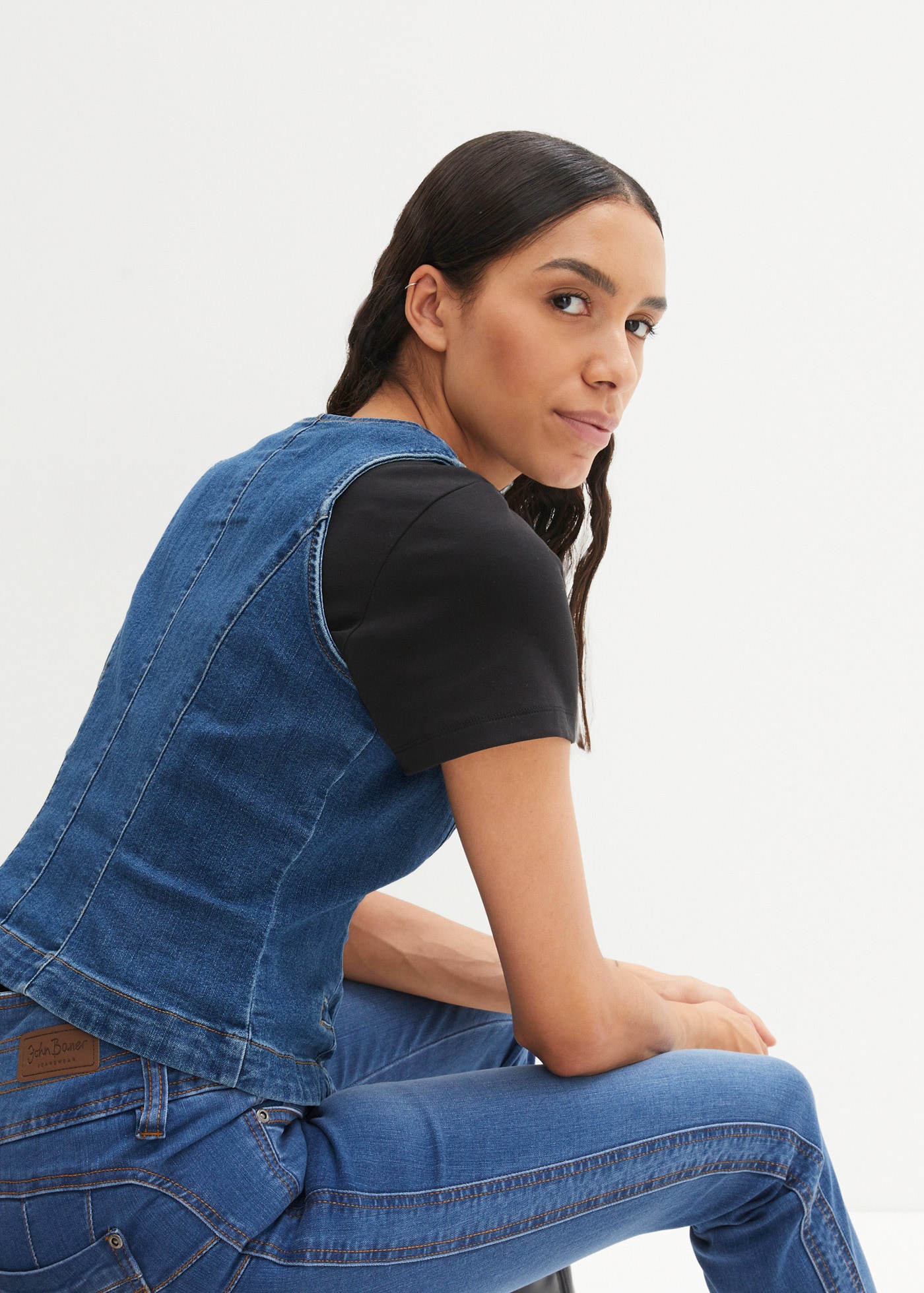 bonprix Jeansweste »Stretch-Jeansweste« aus Baumwollmischung, taillierte Passform, mit Knopfleiste