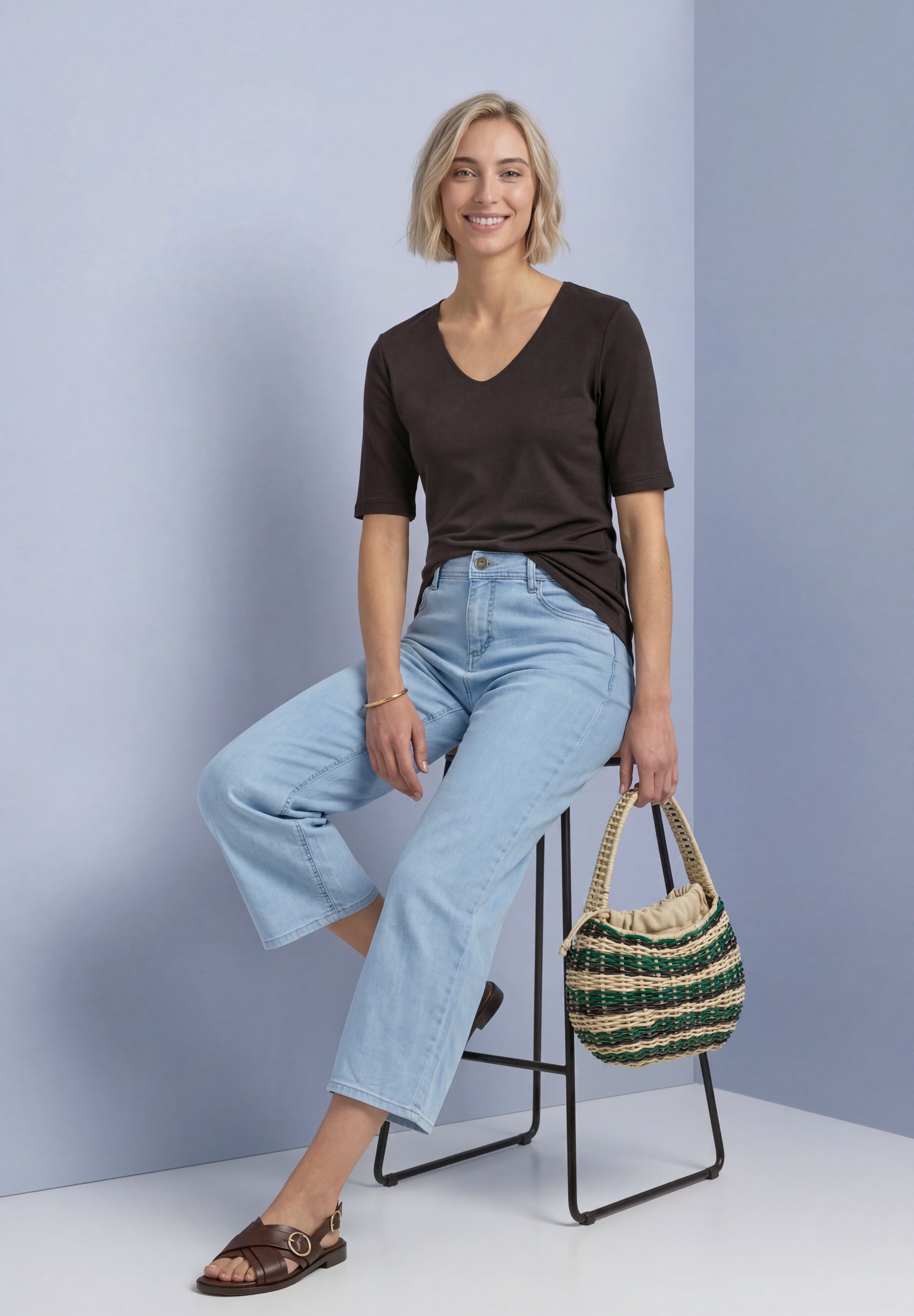 STREET ONE Kurzarmshirt »Style Palmira« mit tiefem Rundhalsausschnitt