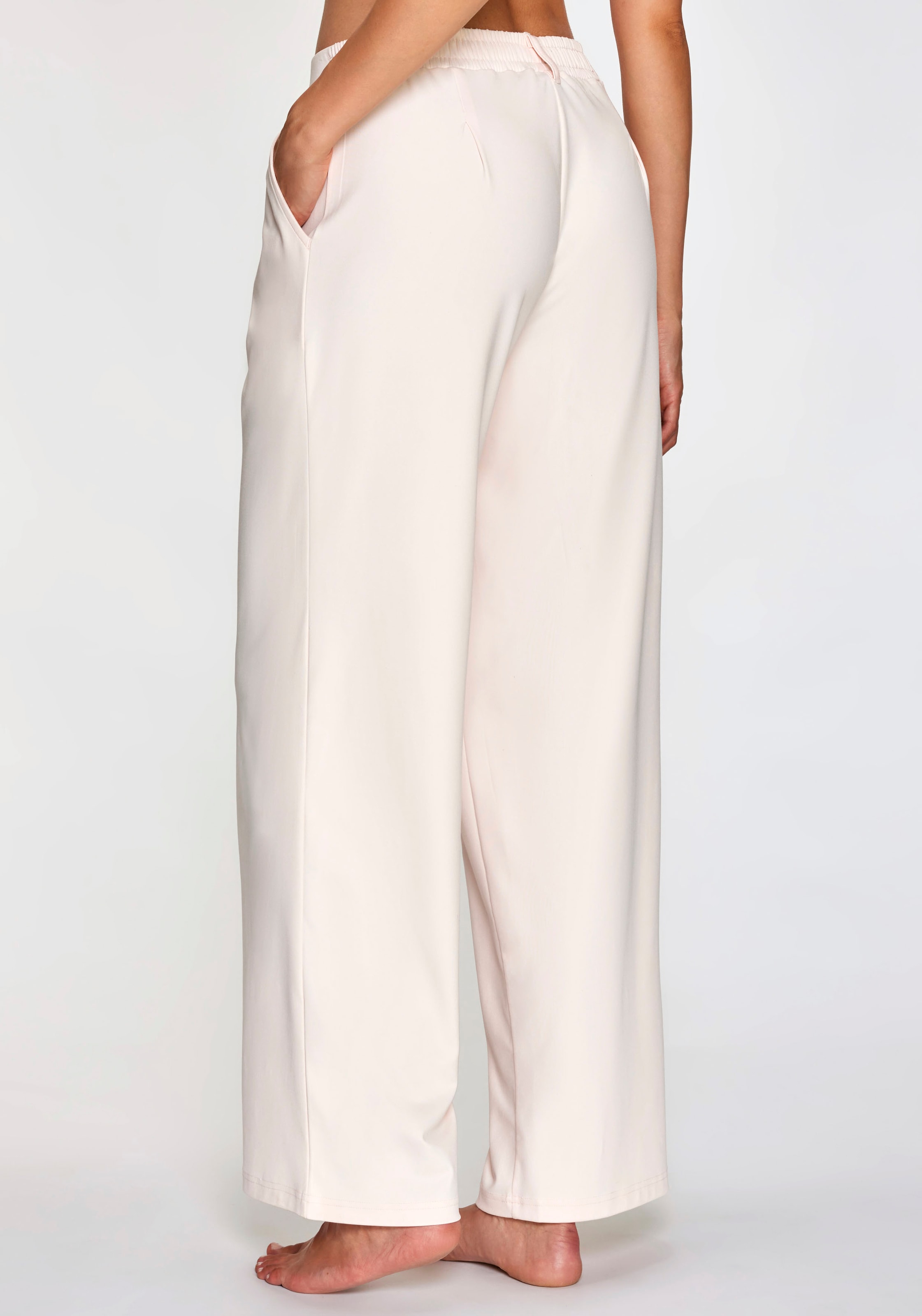 H.I.S Palazzohose, mit weitem Bein und kleinen Falten am Bündchen, Loungewear