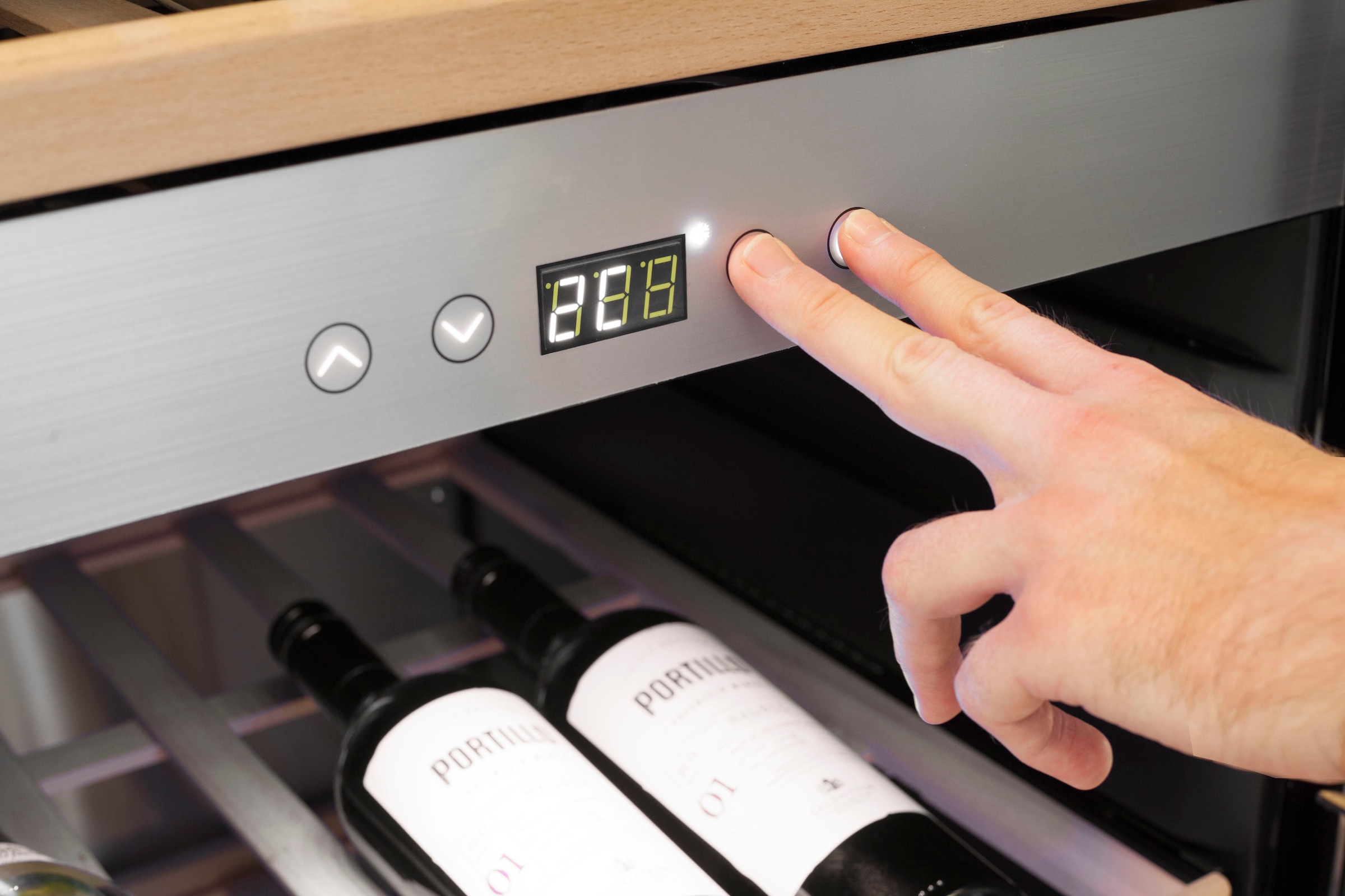 Caso Weinkühlschrank »772 WineChef Pro 40« für 40 Stk. Standardflaschen á 075l