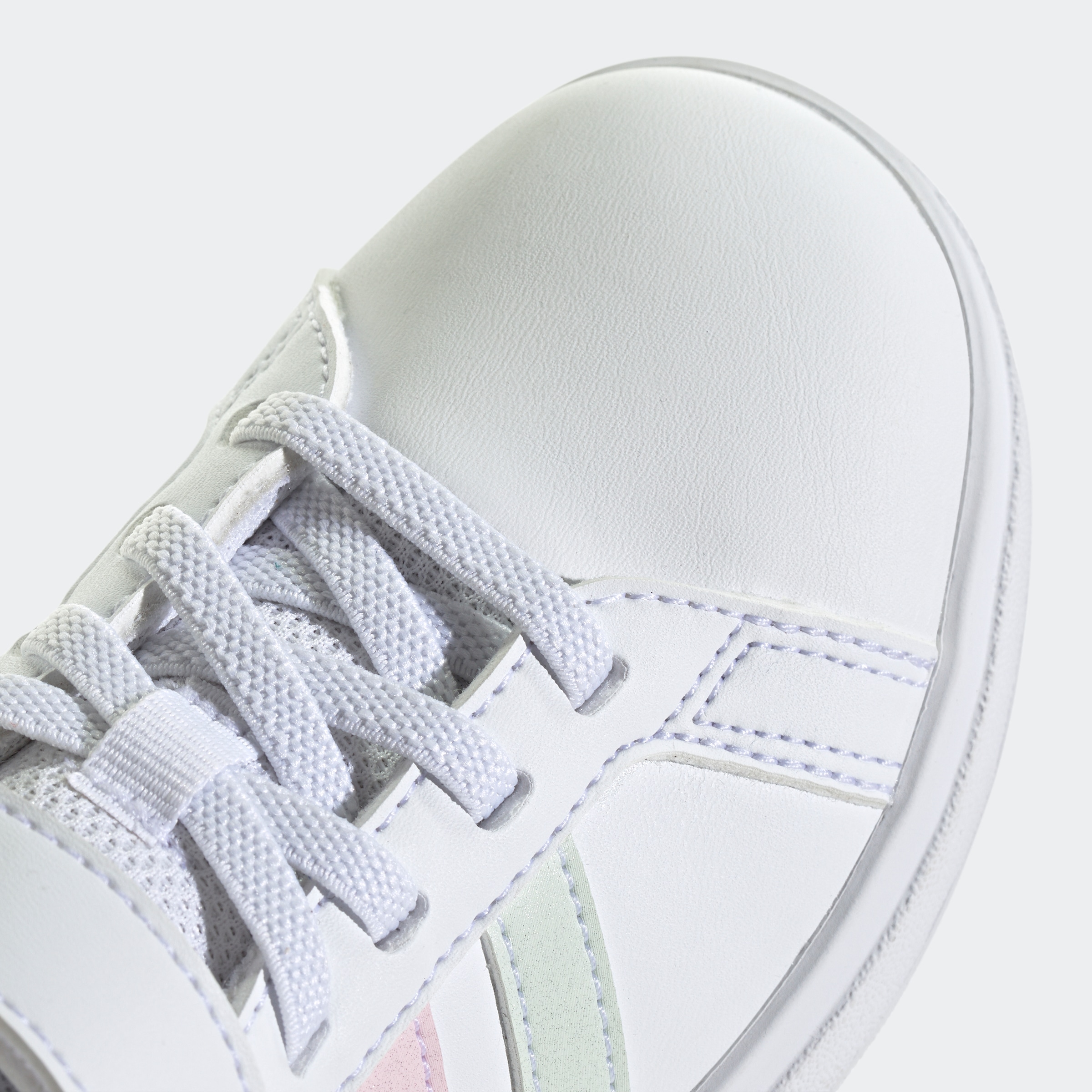 adidas Sportswear Sneaker »GRAND COURT 2.0 KIDS«, Design auf den Spuren des adidas Superstar