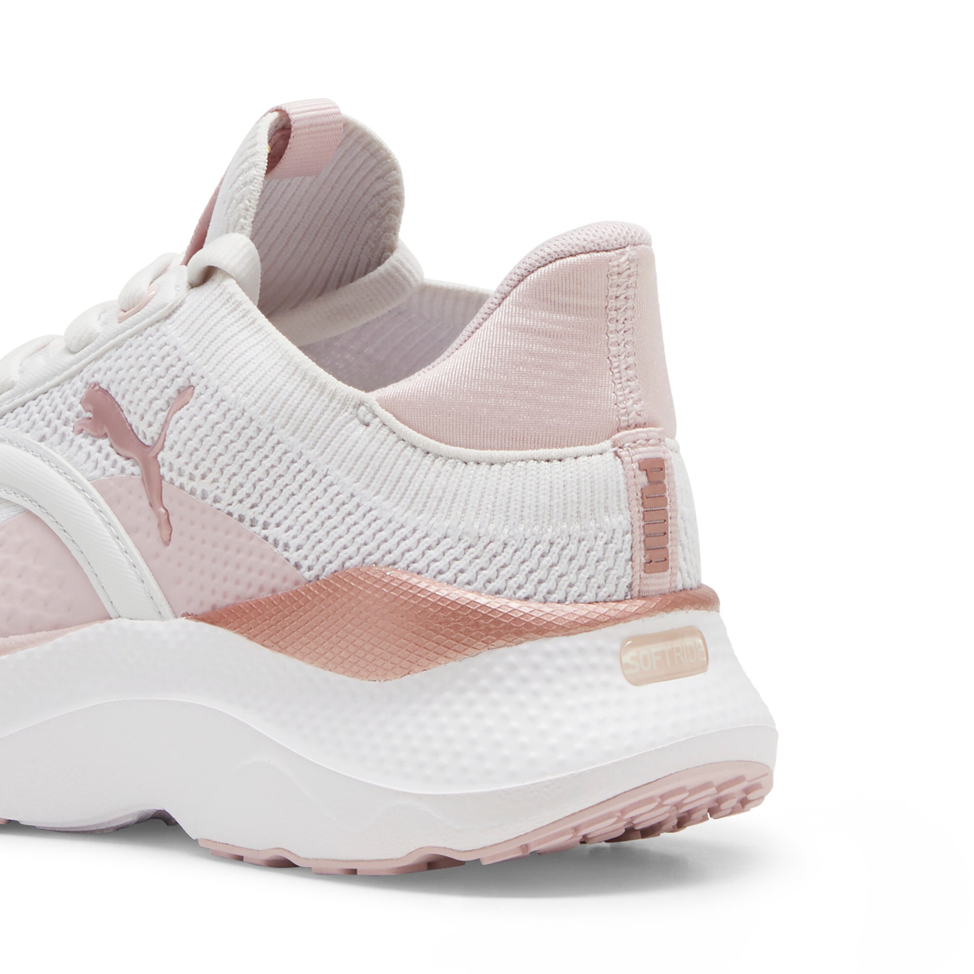 PUMA Trainingsschuh »SOFTRIDE MAYVE WN'S«  gestricktes Obermaterial, leicht profilierte Synthetik-Laufsohle