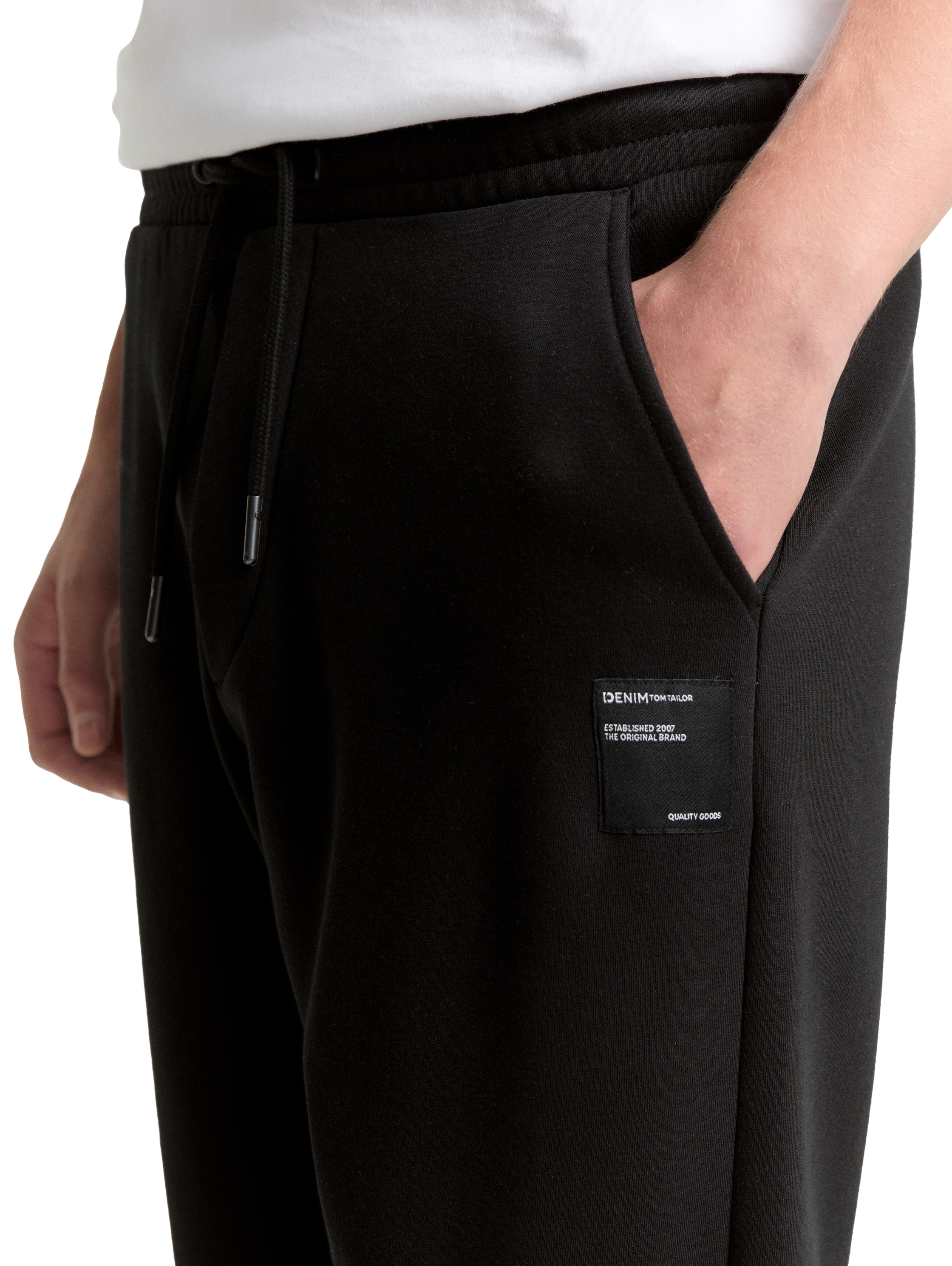 TOM TAILOR Denim Jogginghose, mit Logo Stickerei