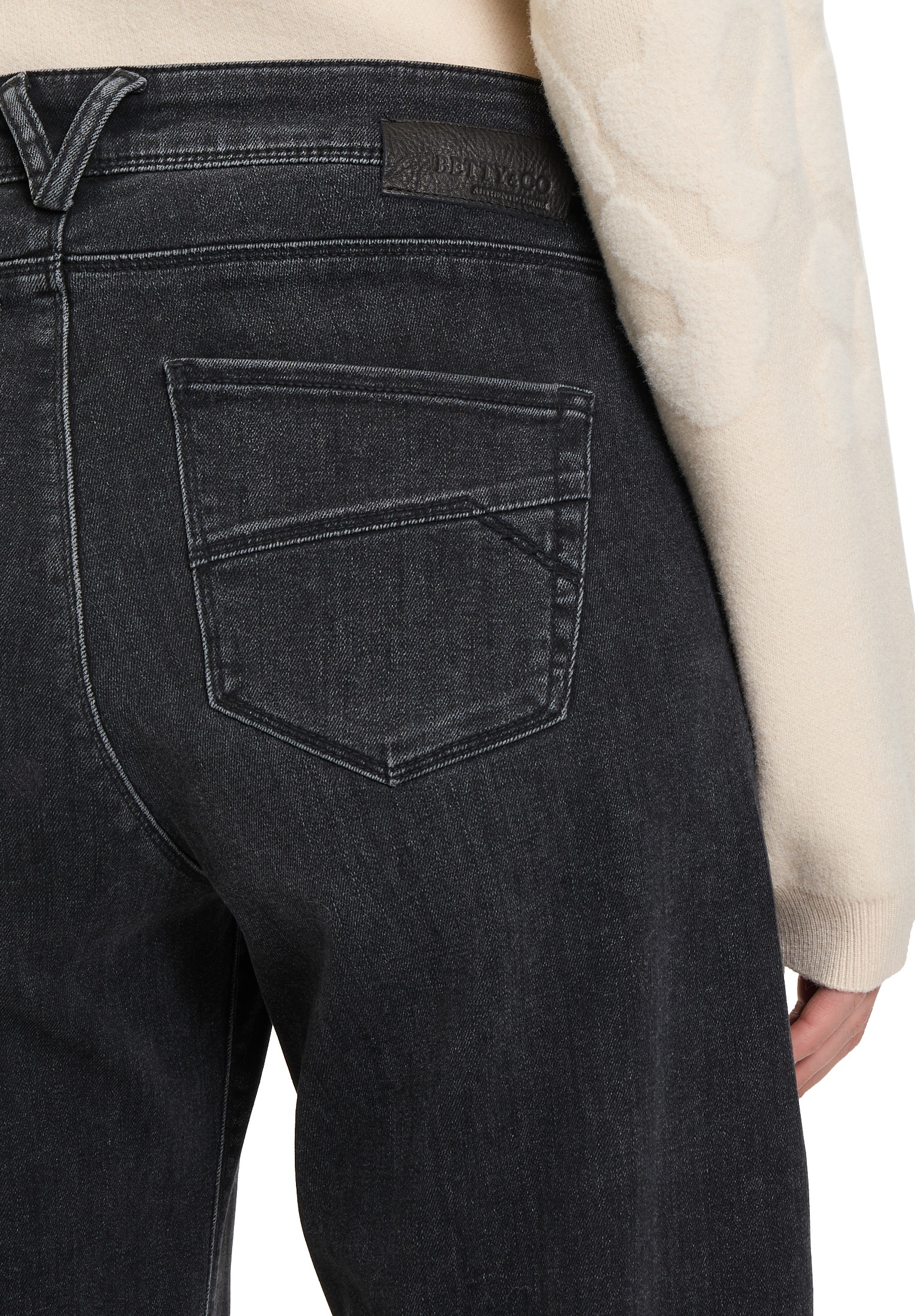 Betty&Co Taillenhose »High Waisted-Jeans mit Strass«