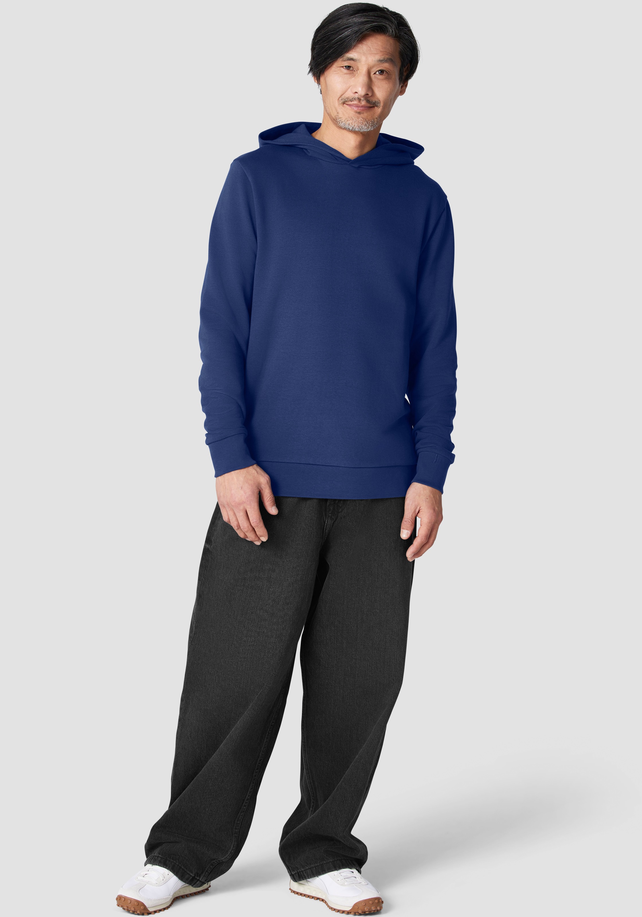 BMW Hoodie mit farbgleichem Logo auf der Rückseite