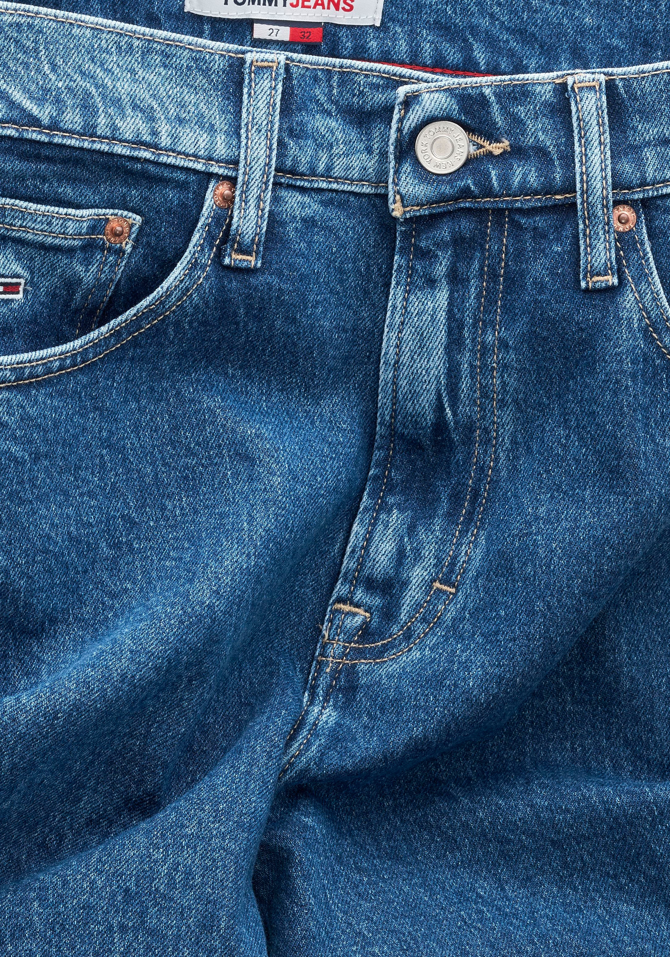Tommy Jeans Loose-fit-Jeans »BETSY MR LS CG4139«, mit Markenlabel auf dem  Bund bei ♕