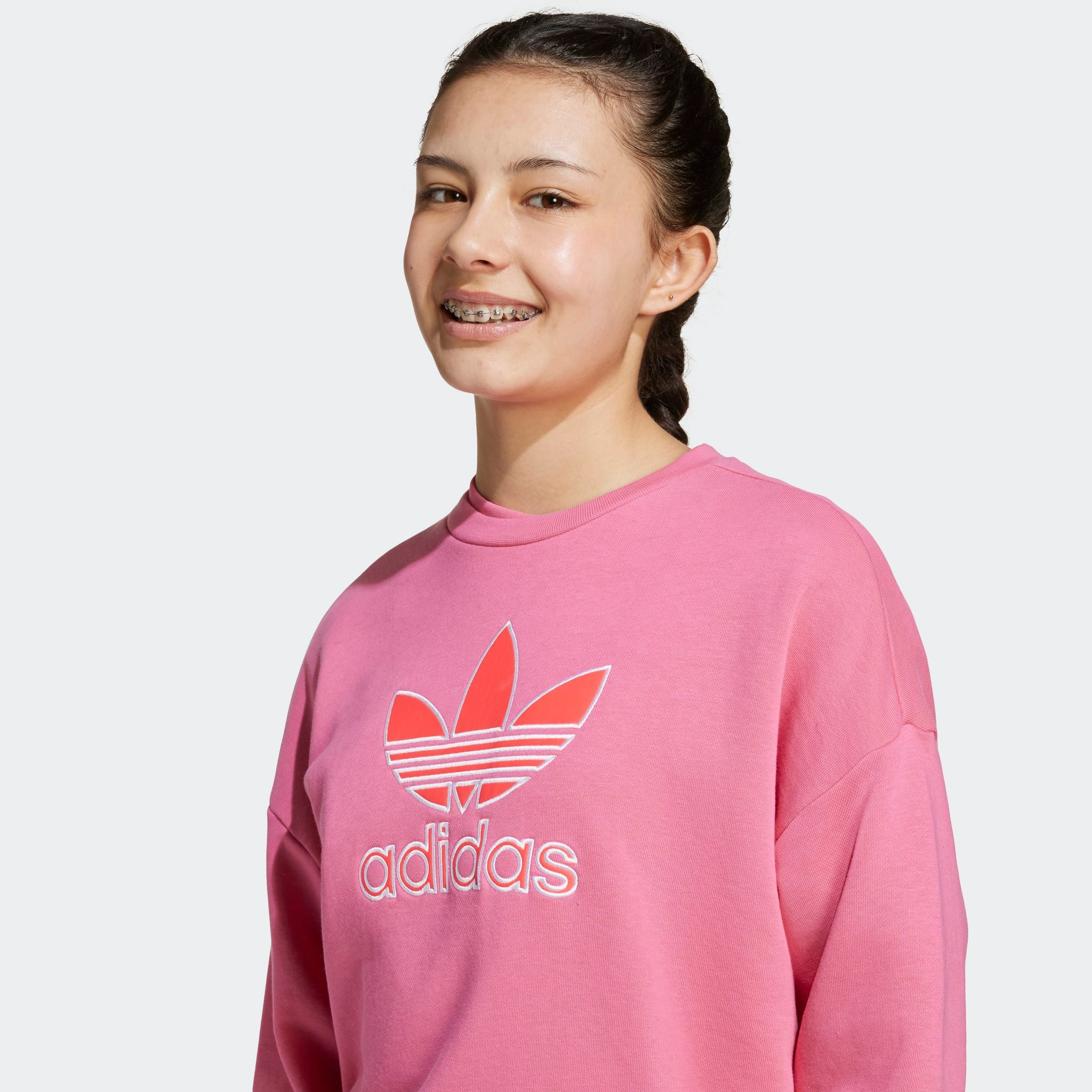 adidas Originals Sweatshirt »TREFOIL CREW«, sportlicher Stil, lockerer Schnitt, aus Baumwollmischung
