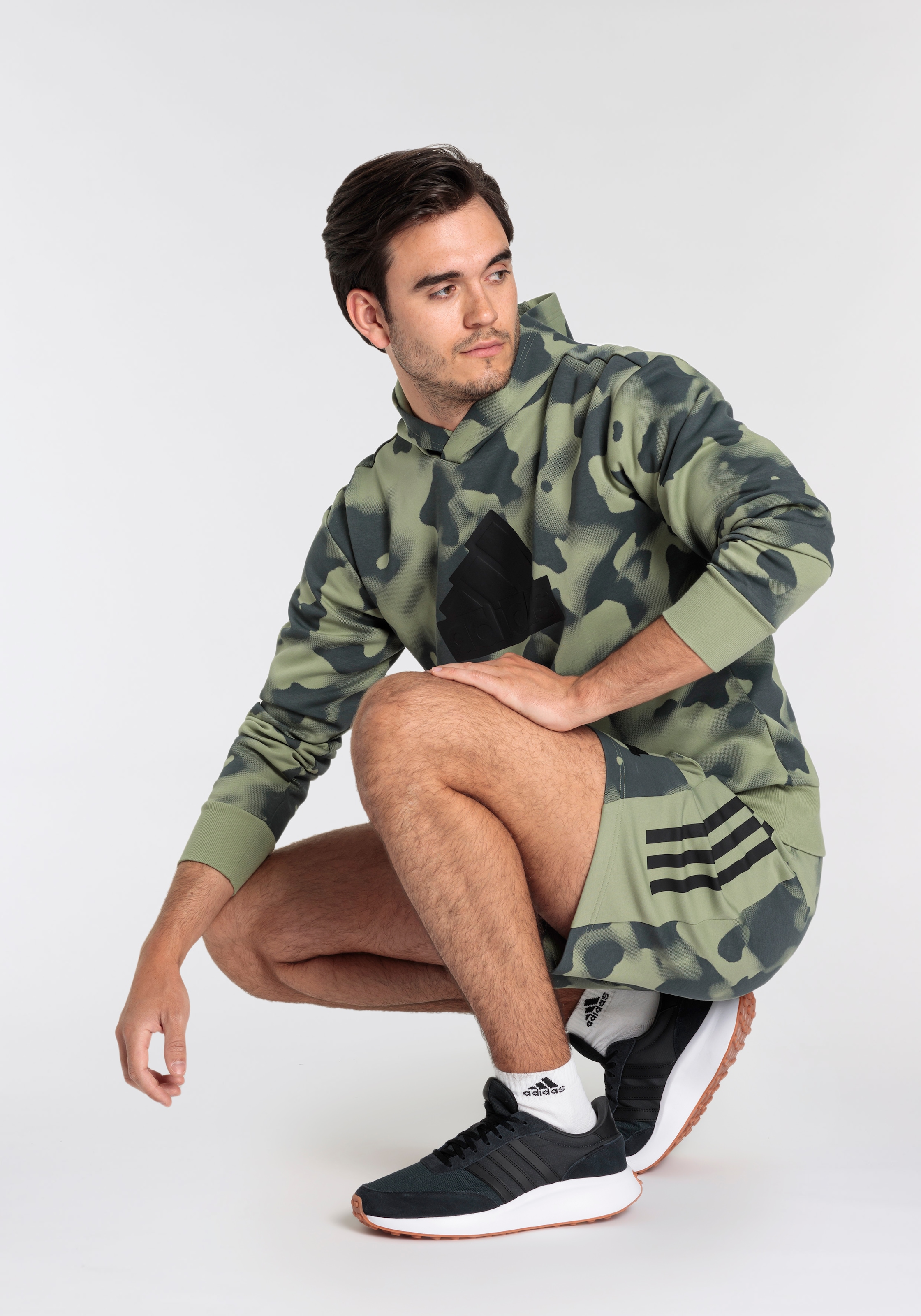 adidas Sportswear Shorts »M FI 3S SHO AOP«, (1 tlg.)