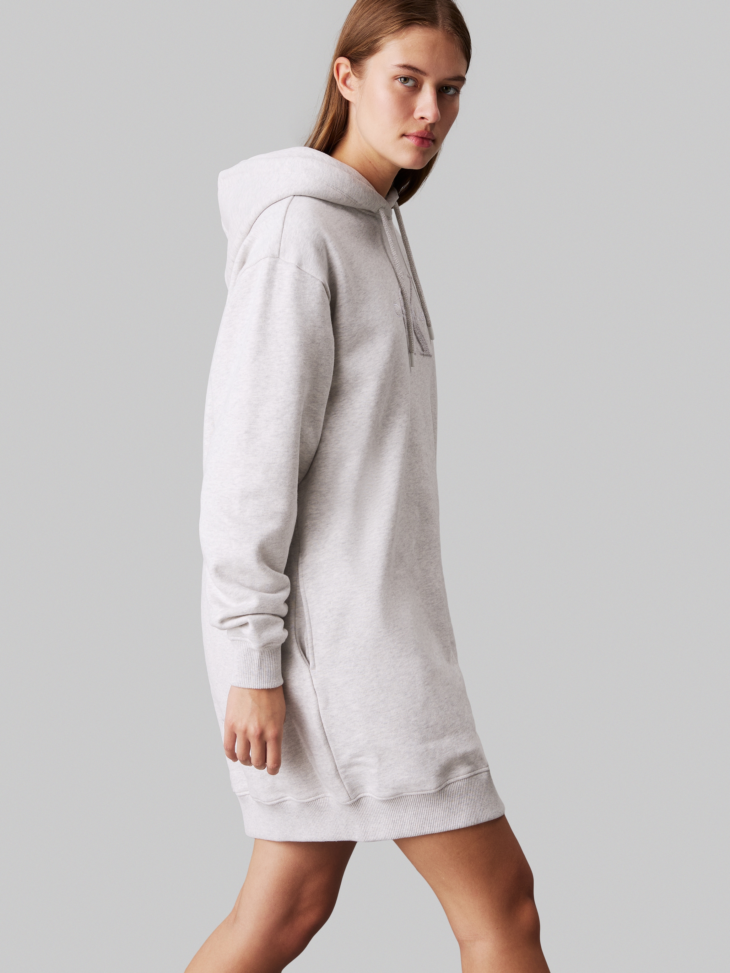 Calvin Klein Jeans Sweatkleid »CHENILLE MONOLOGO HOODIE DRESS«, mit Logostickerei