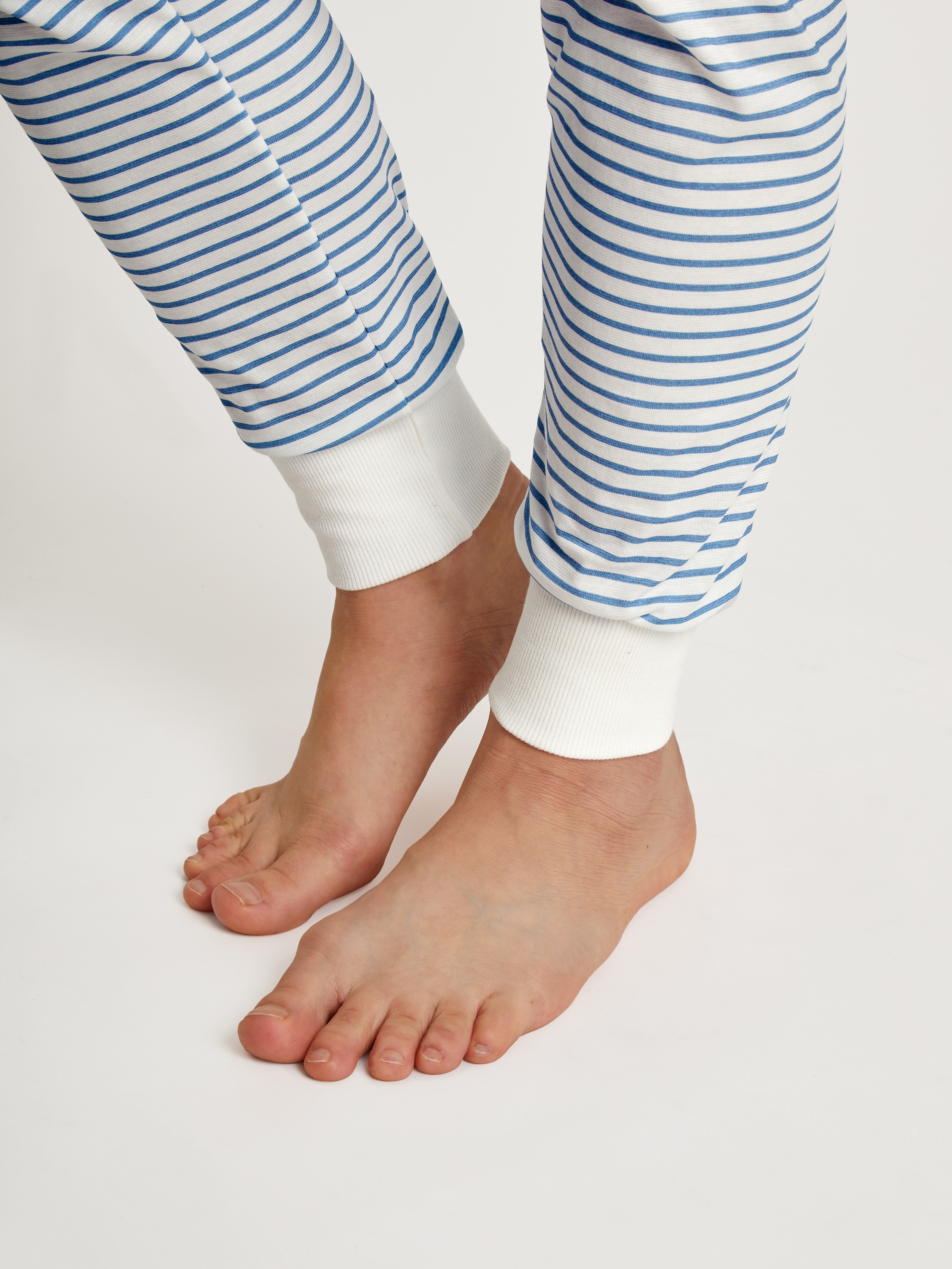 CALIDA Pyjama »Cotton Stripes«, (2 tlg.), mit weichen Rippbündchen an den Abschlüssen