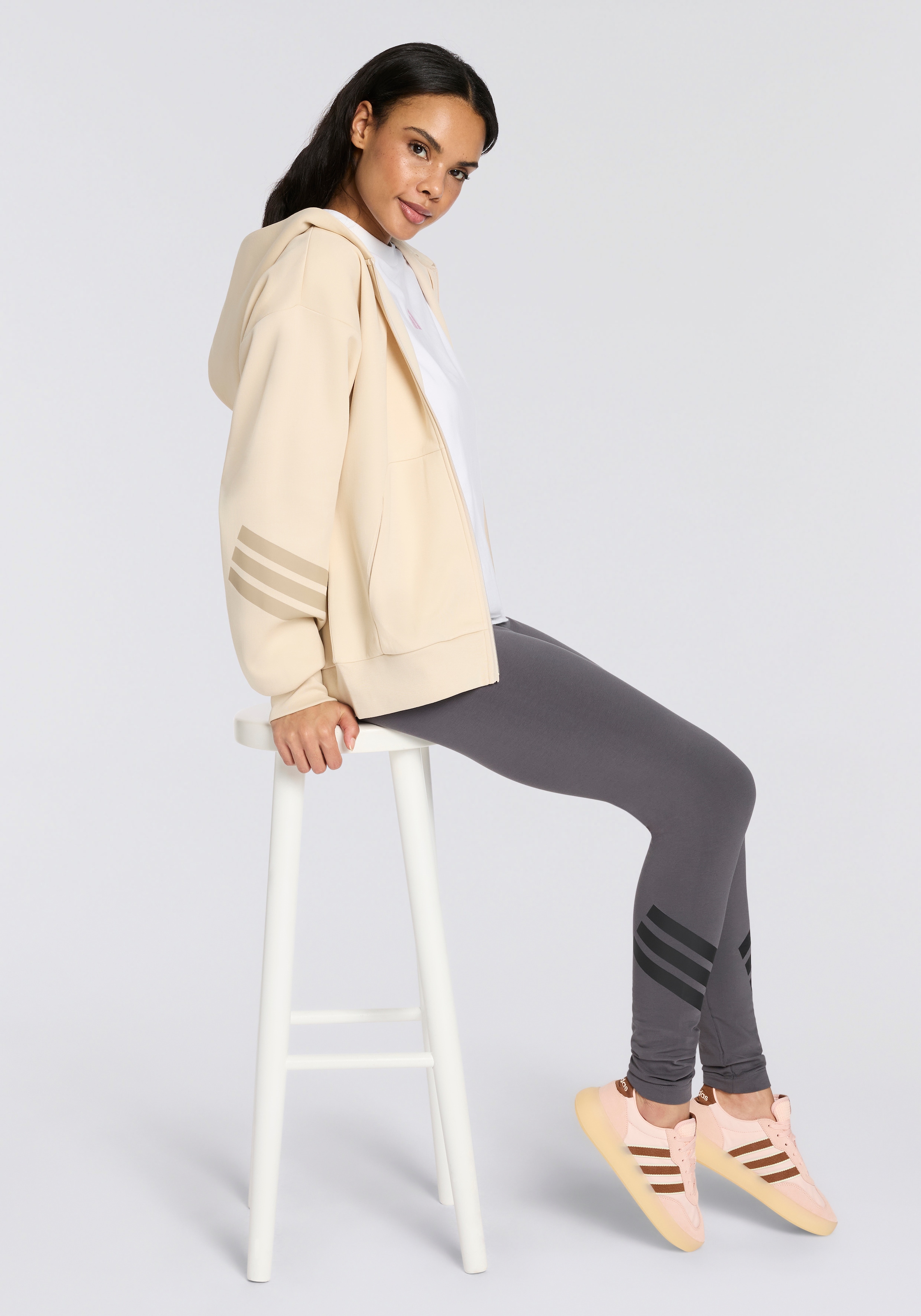 adidas Sportswear Trainingstights »FUTURE ICONS 3-STREIFEN LEGGINGS«  sportlicher Stil, für Sport und Freizeit, weiches Material