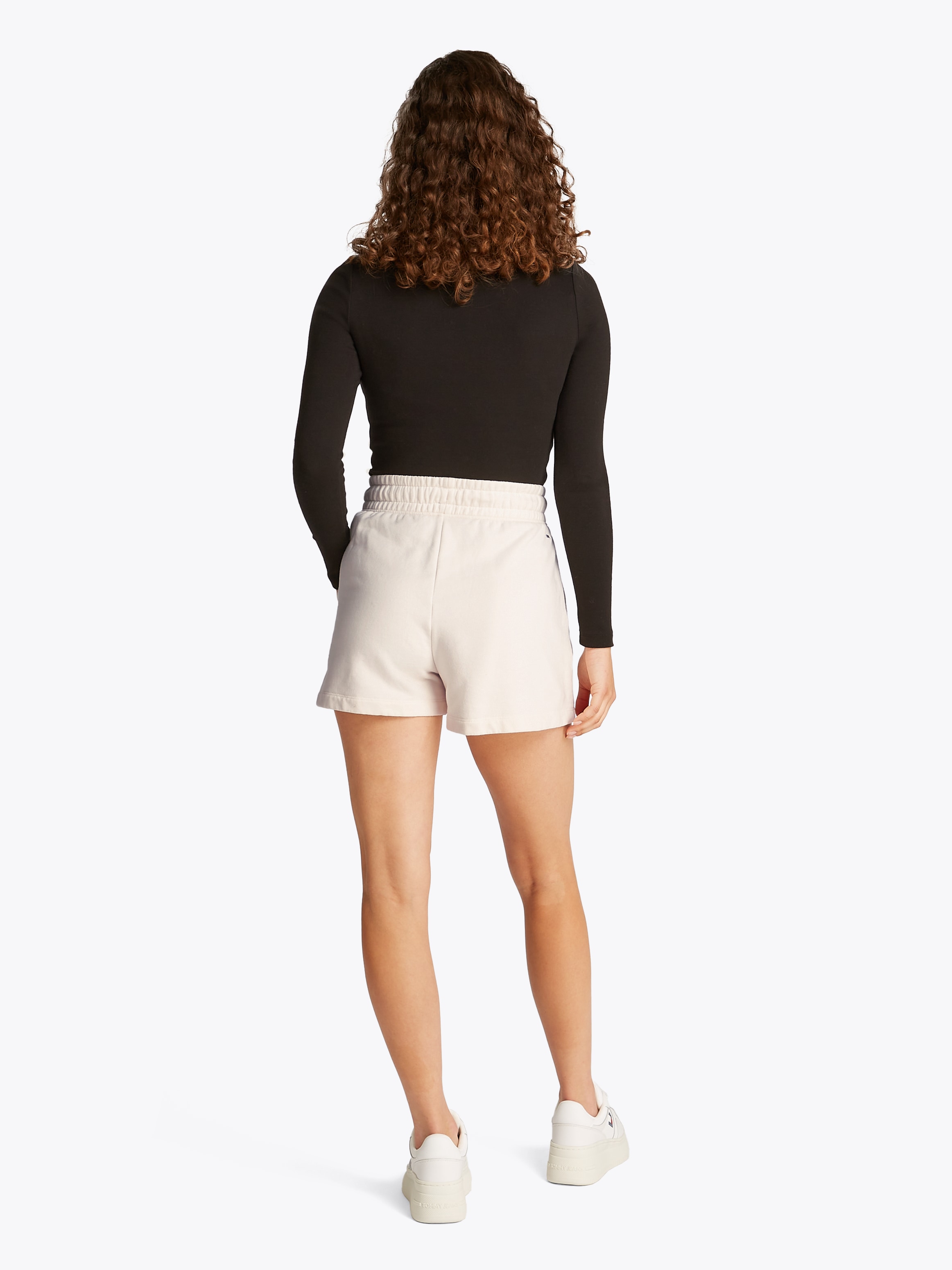 Tommy Jeans Shorts »TJW SCRIPT SHORT EXT«, mit Logoschriftzug