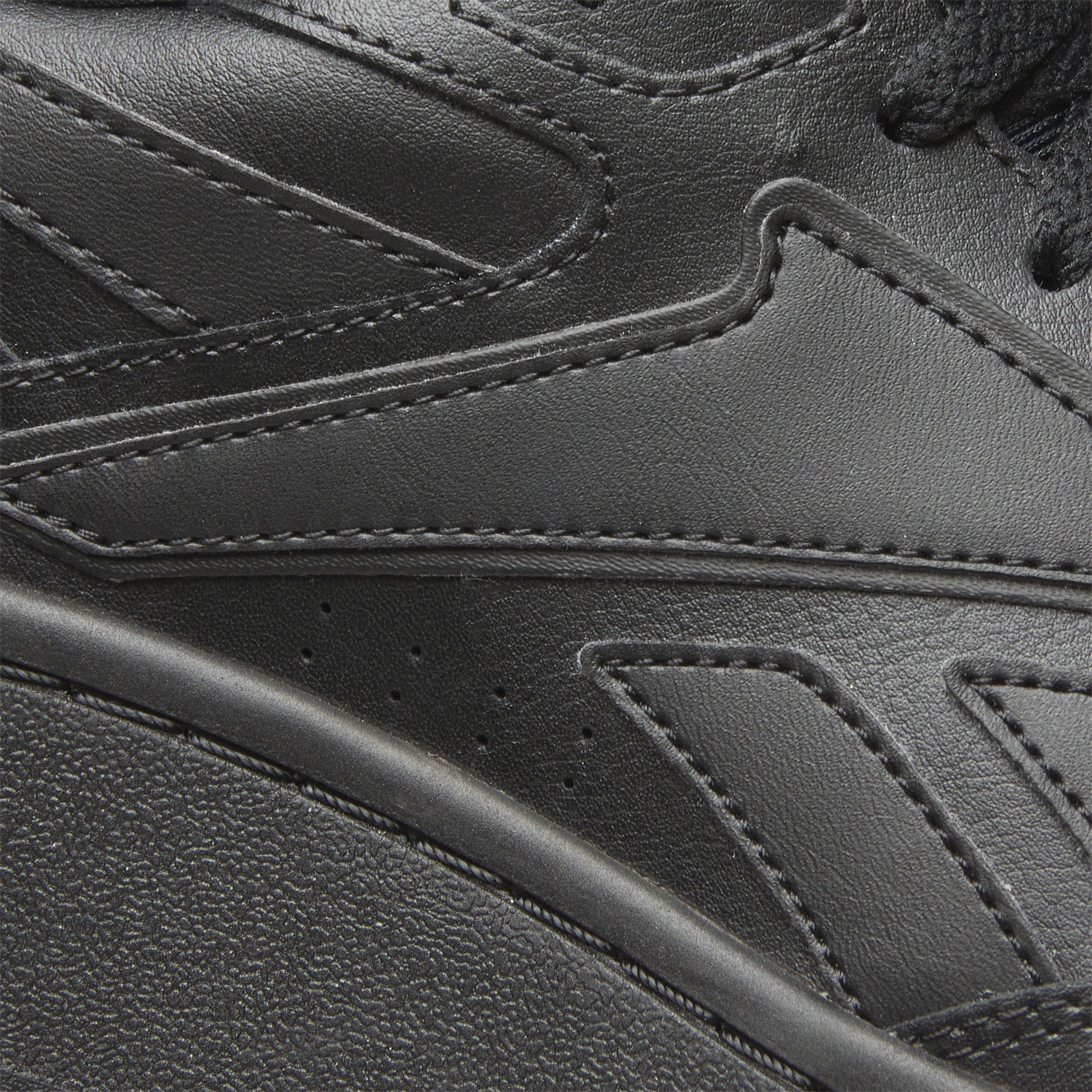 Reebok Classic Sneaker »ATR CHILL«