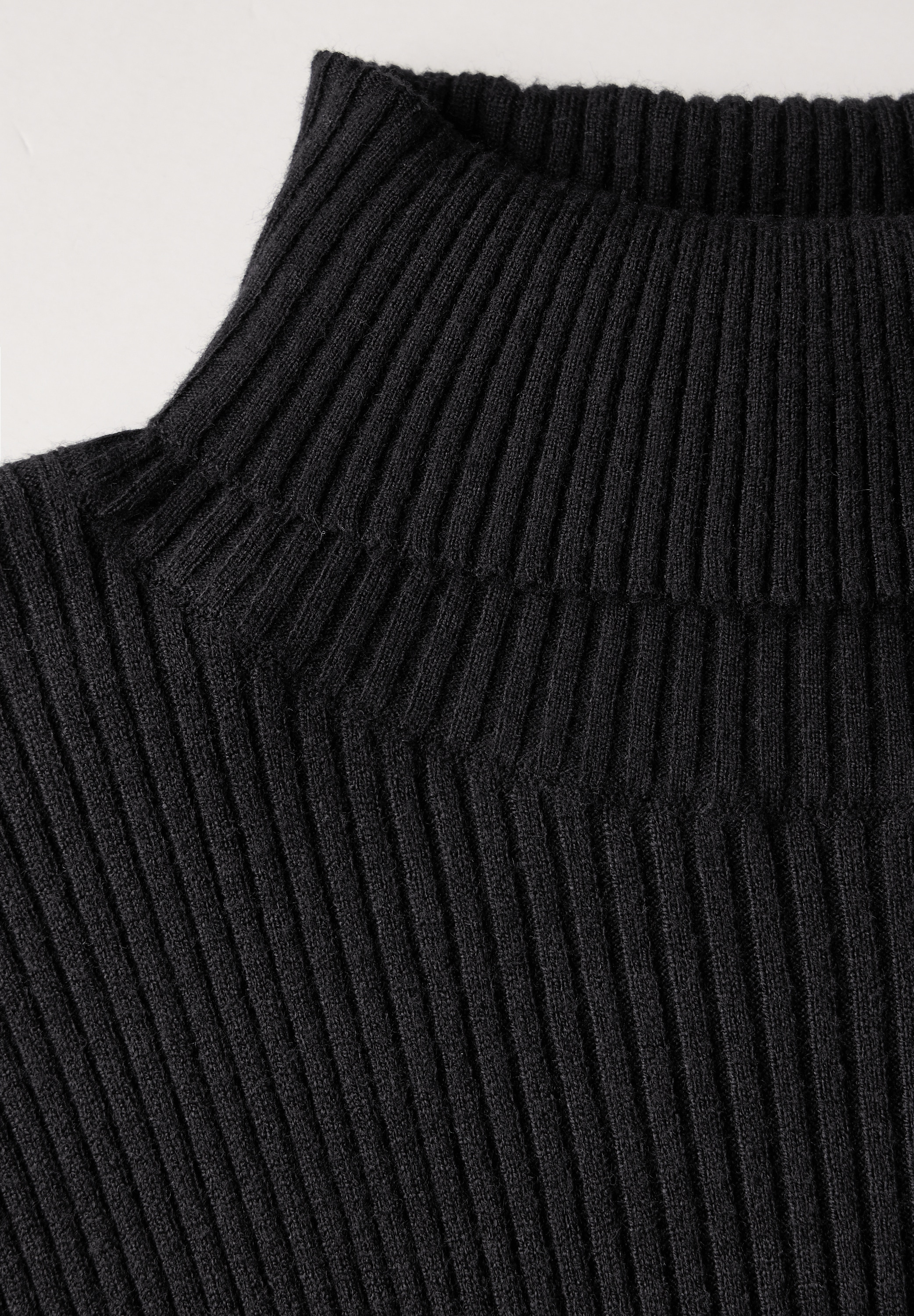 STREET ONE Rollkragenpullover, mit Rippstruktur