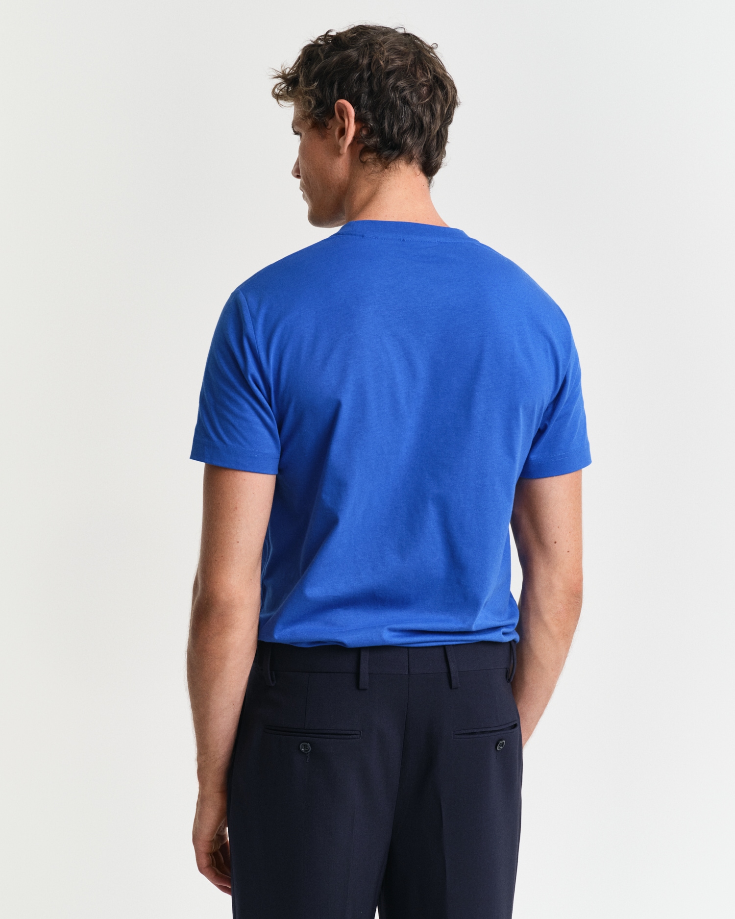 Gant Rundhalsshirt »GRAPHIC SS T-SHIRT«, mit einem einzigartigen saisonalen GANT-Grafikprint auf der Brust