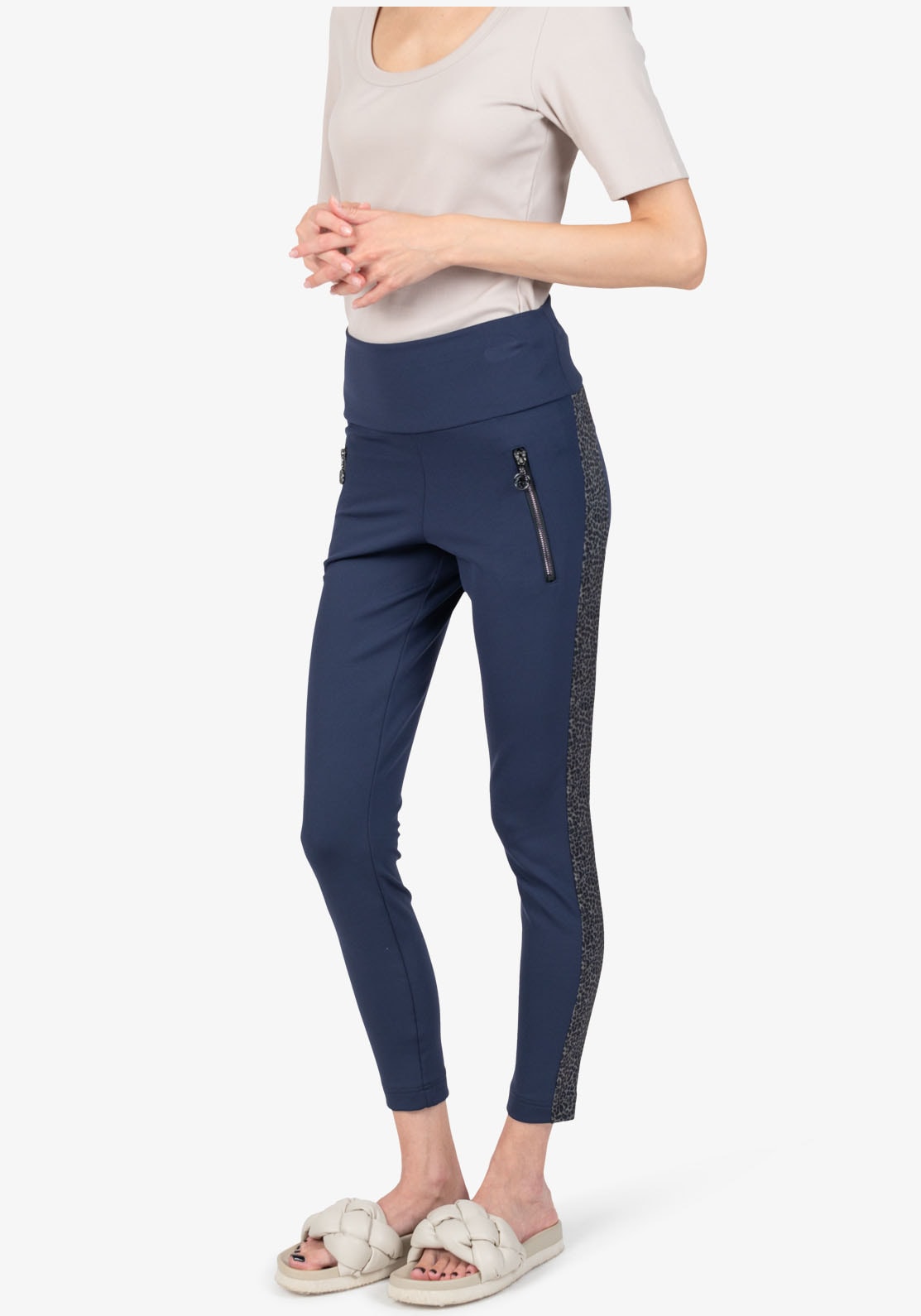 Sportalm Kitzbühel Röhrenhose, mit Animalprint-Streifen an der Seite