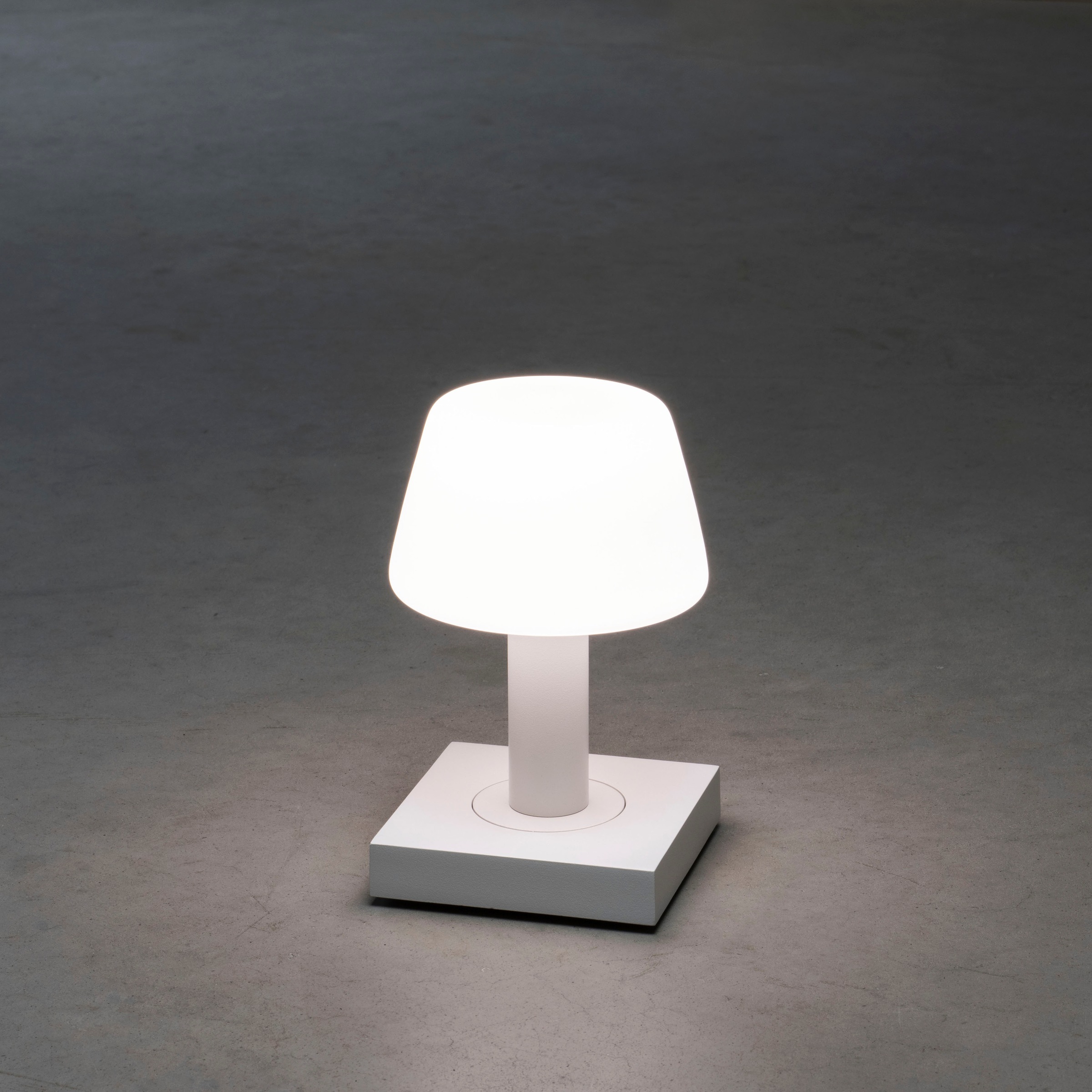 KONSTSMIDE LED Tischleuchte »Monaco«, Leuchtmittel LED-Modul | LED fest integriert, Monaco USB-Tischleuchte, 2700/3000K, dimmbar, Glas