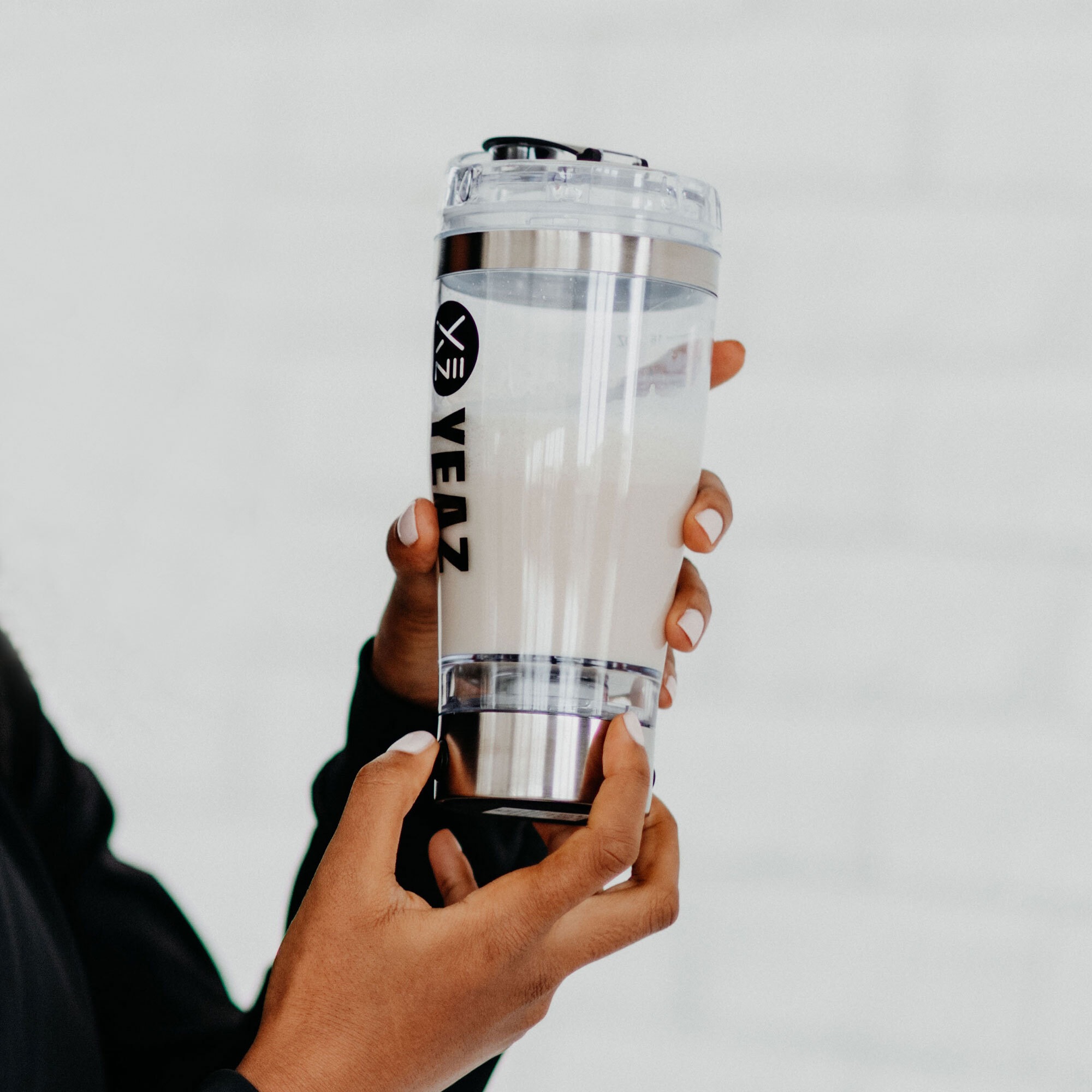 YEAZ Trinkflasche »Elektrischer Mixer USB 450ml CYCLONE«