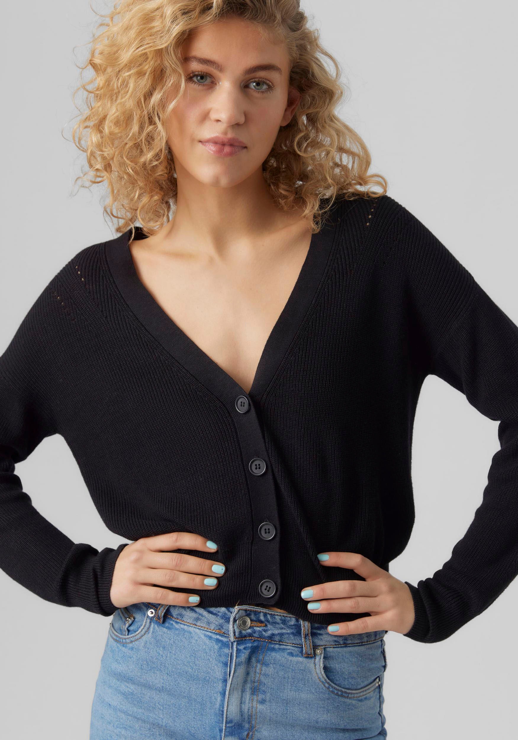Vero Moda Strickjacke »VMNEWLEXSUN LS SHORT V-NECK CAR GA NOOS« mit Knopfleiste
