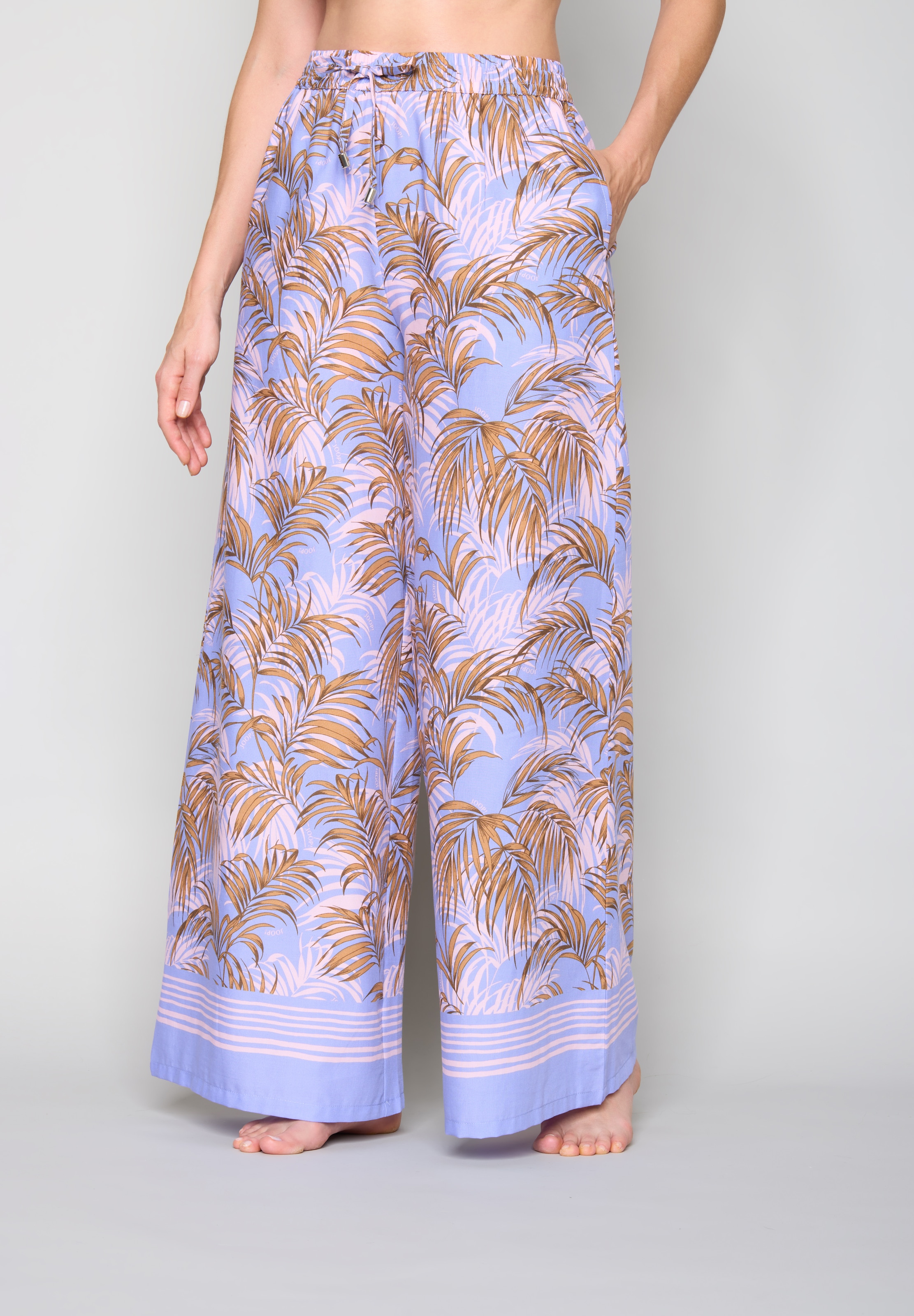 JOOP! Strandhose »Palmeras Beach«  Palmenprint und feine Streifendetails, seitliche Taschen
