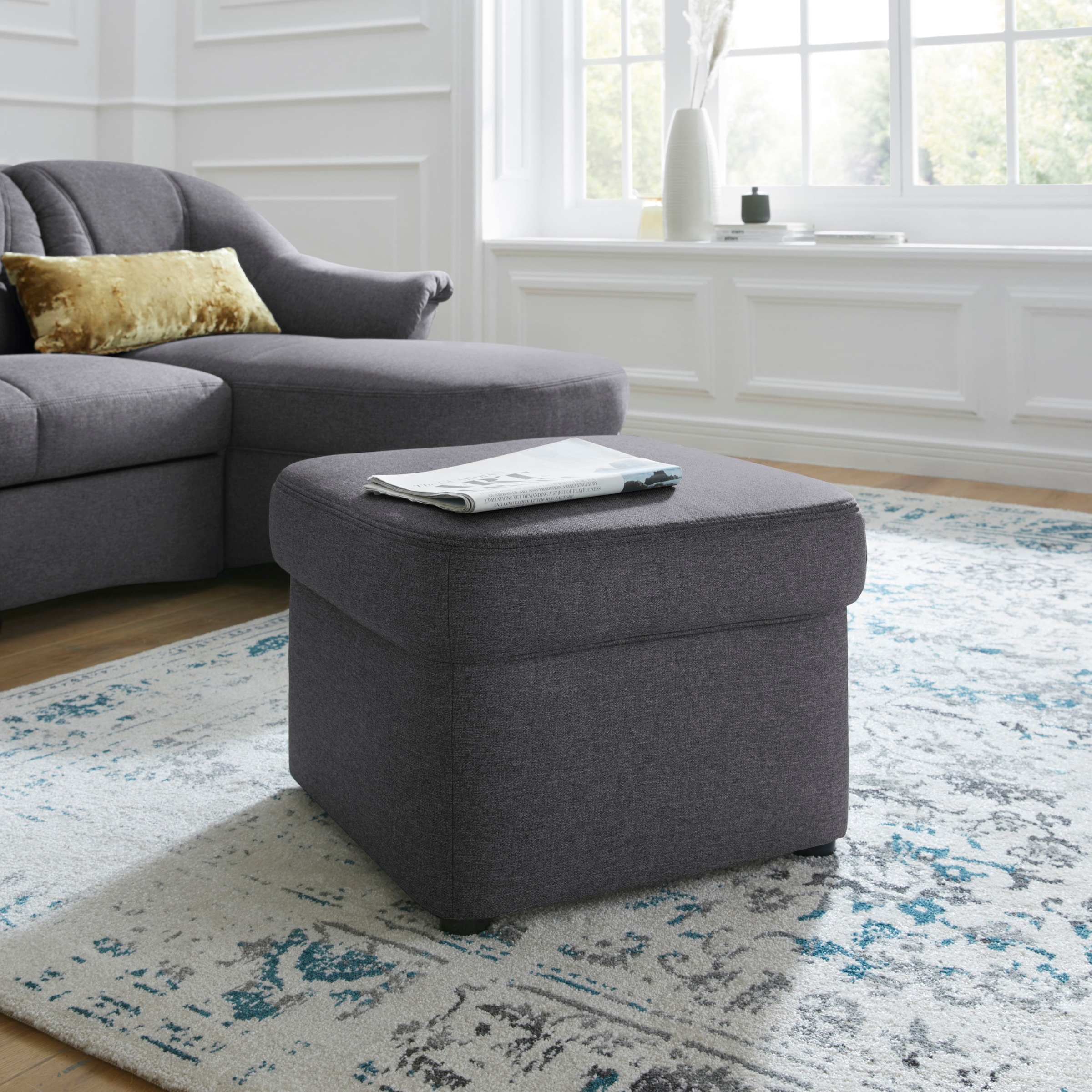 DOMO collection Polsterhocker »SARAFINA 61x61 cm, hochwertig und komfortabel«