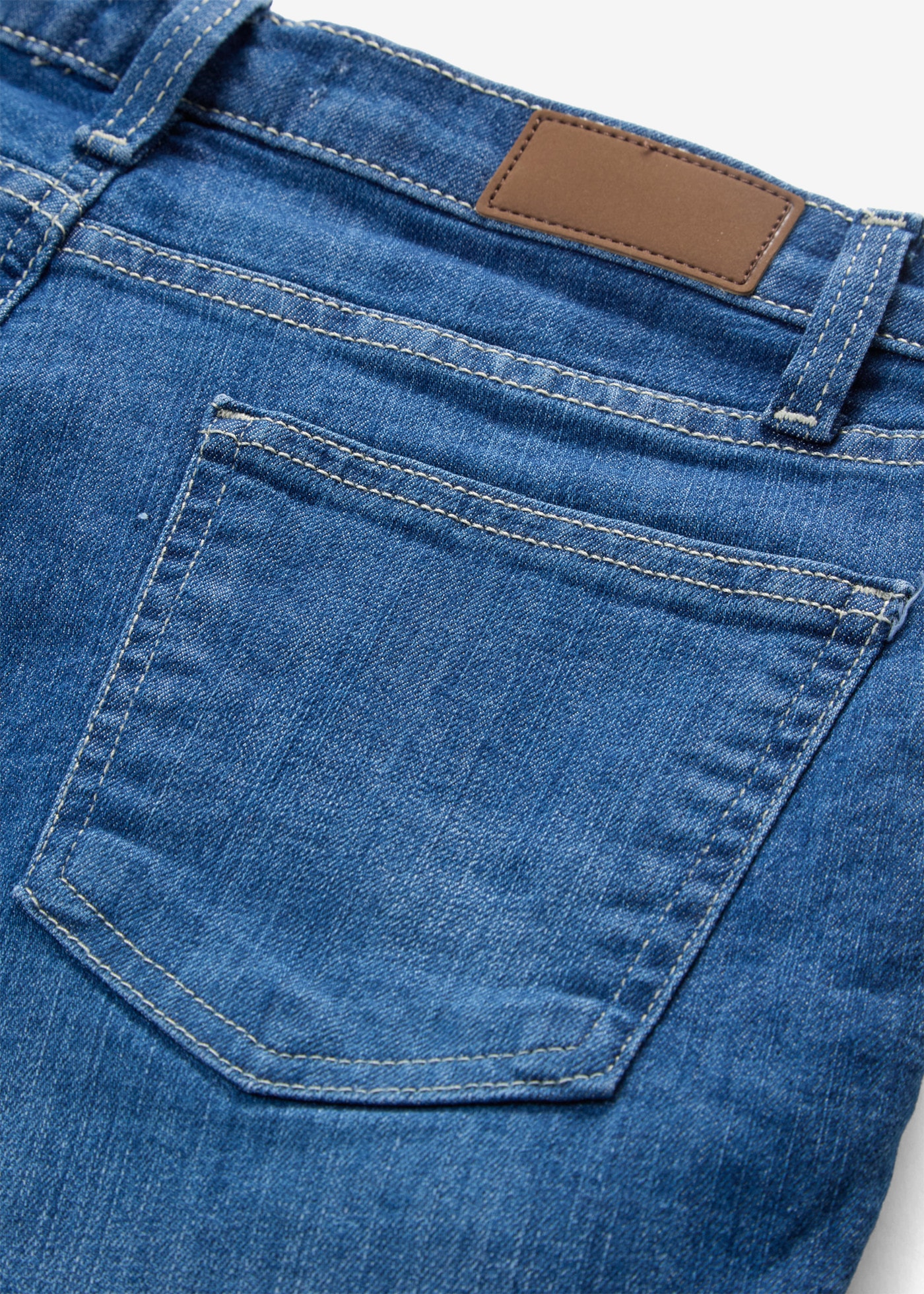 bonprix Bermudas  regular fit Passform, aus Baumwolle, Polyester und Elasthan