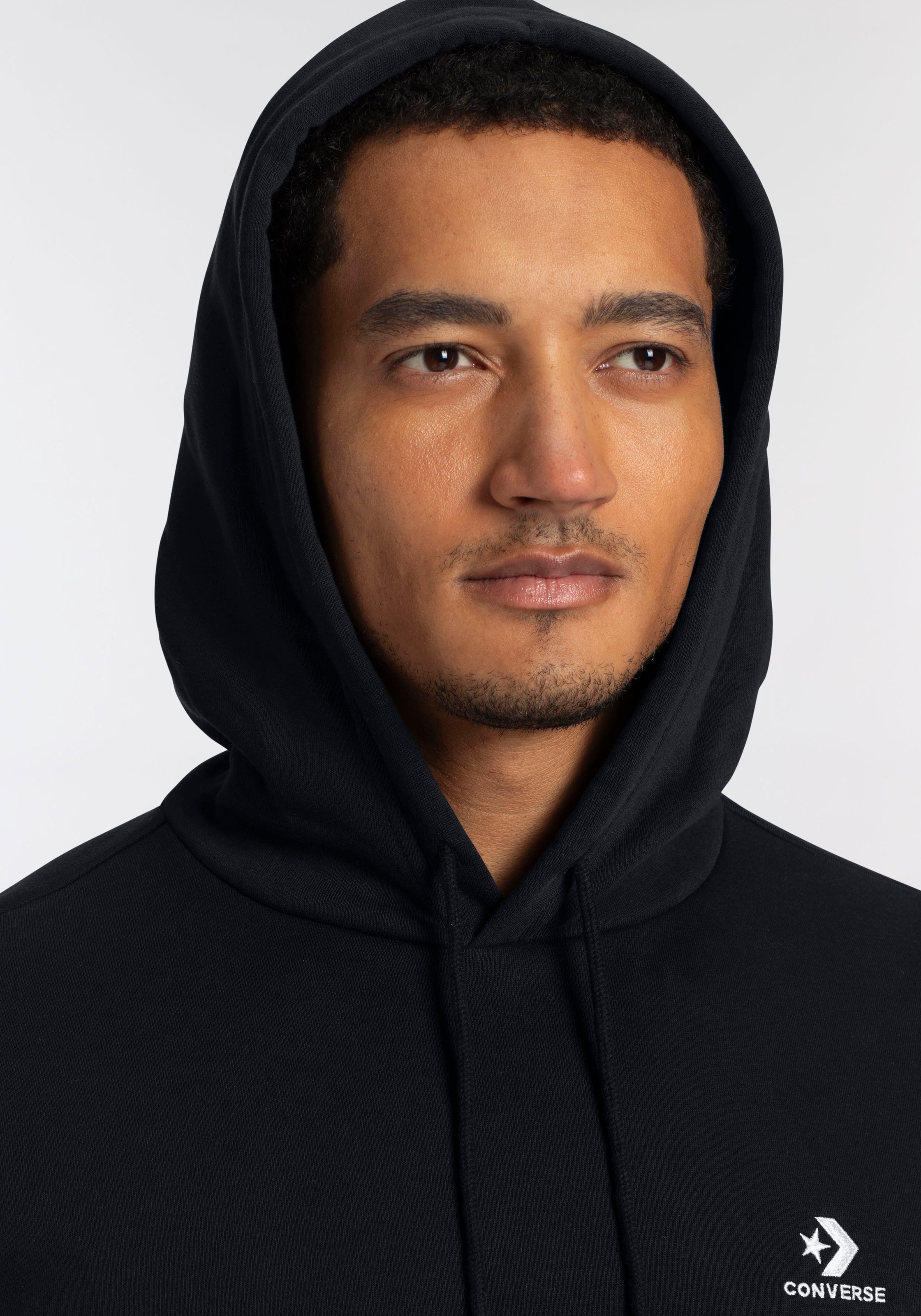 Converse Kapuzensweatshirt »EMBROIDERED STAR CHEVRON BRUSHED BACK FLEECE HOODIE«, (1 tlg.), Unisex