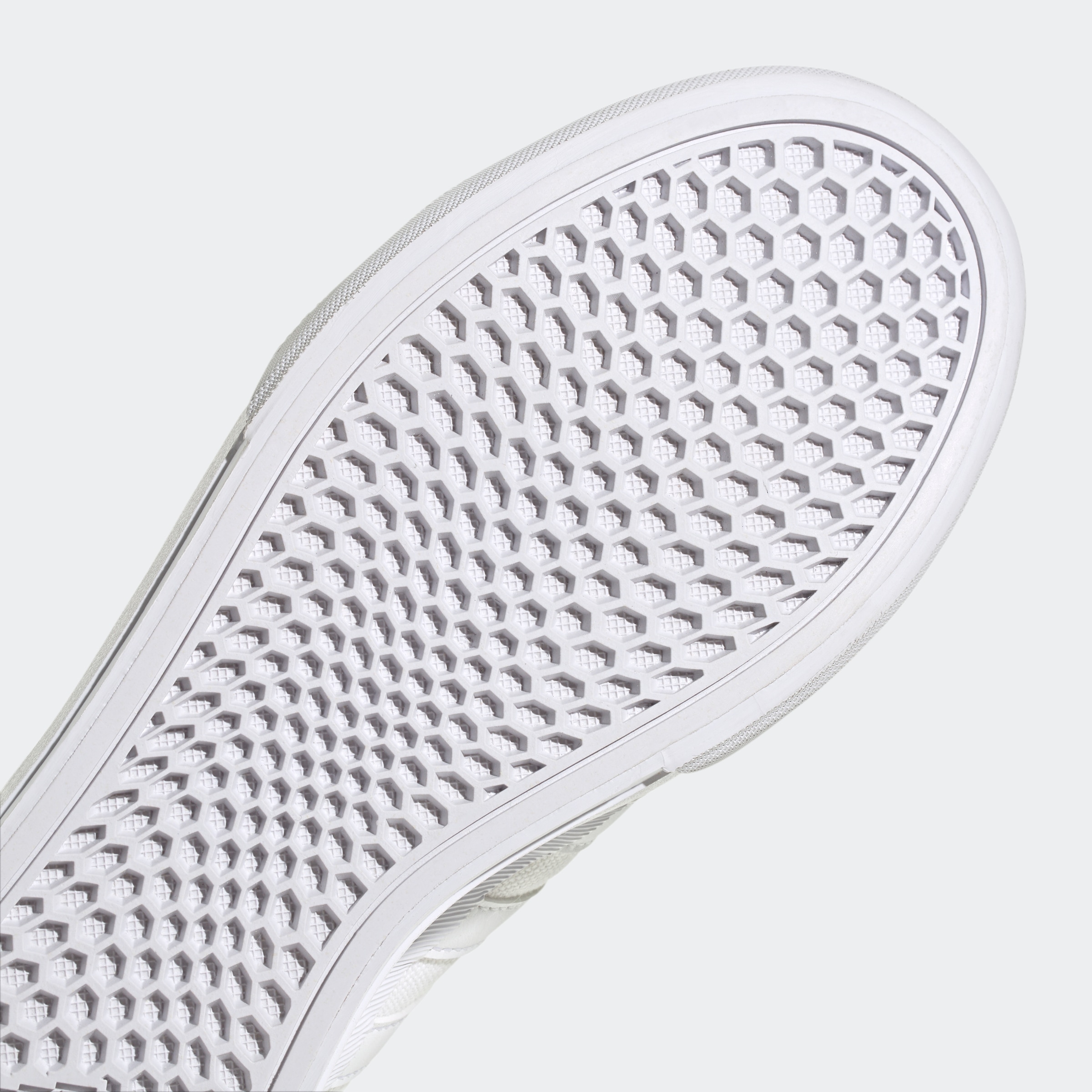 adidas Sportswear Sneaker »BRAVADA 2.0 PLATFORM«, Design auf den Spuren des adidas Nizza