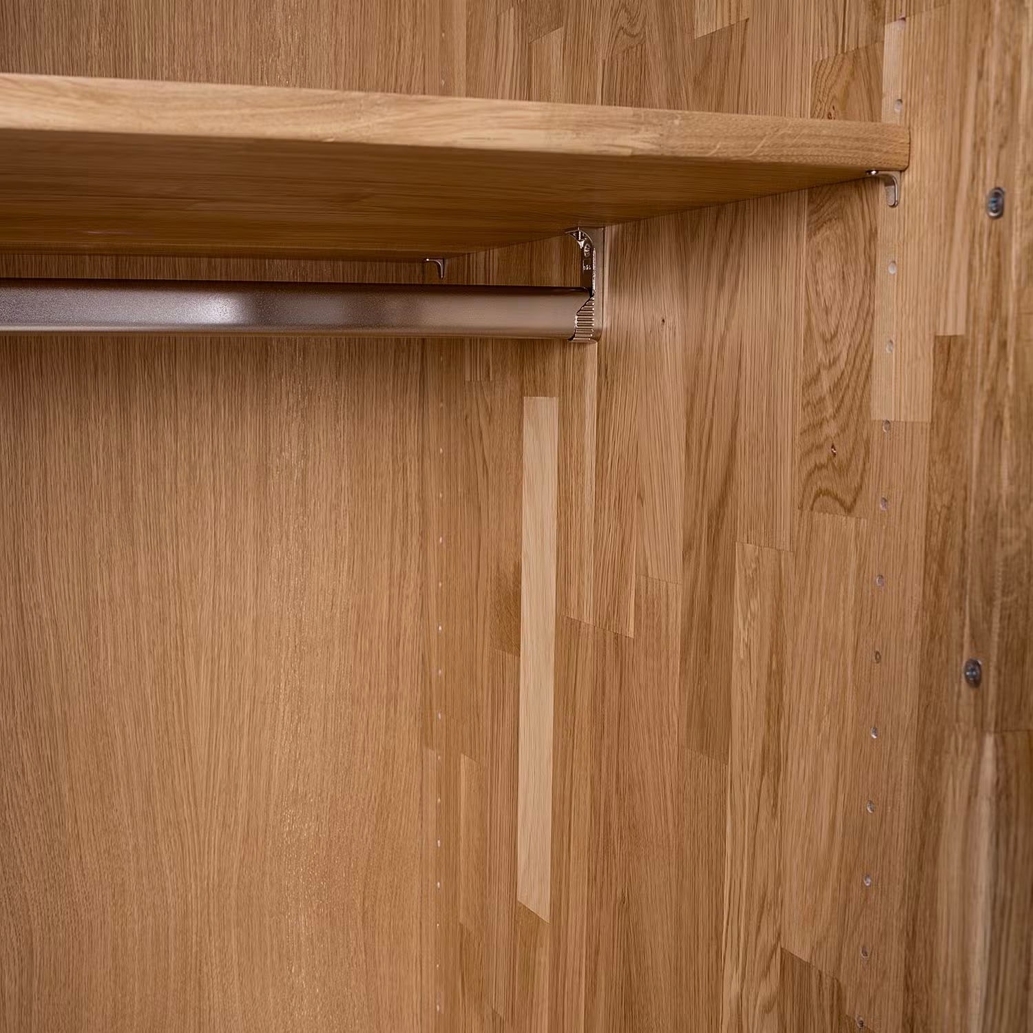Home affaire Kleiderschrank »Ambroise aus Wildeiche, erhältlich in verschiedenen Breiten«, Massivholz-Kleiderschrank, im 50 cm Raster planbar