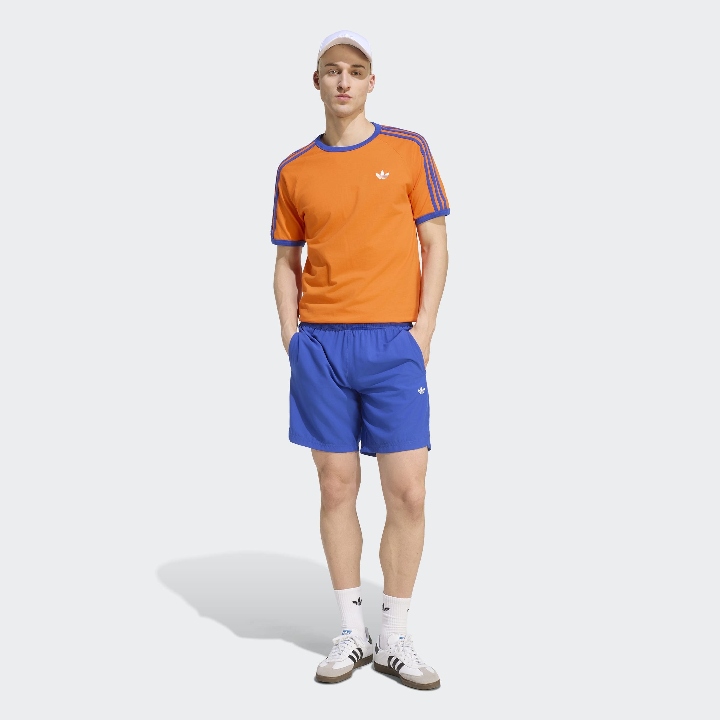 adidas Originals Shorts »ESS«