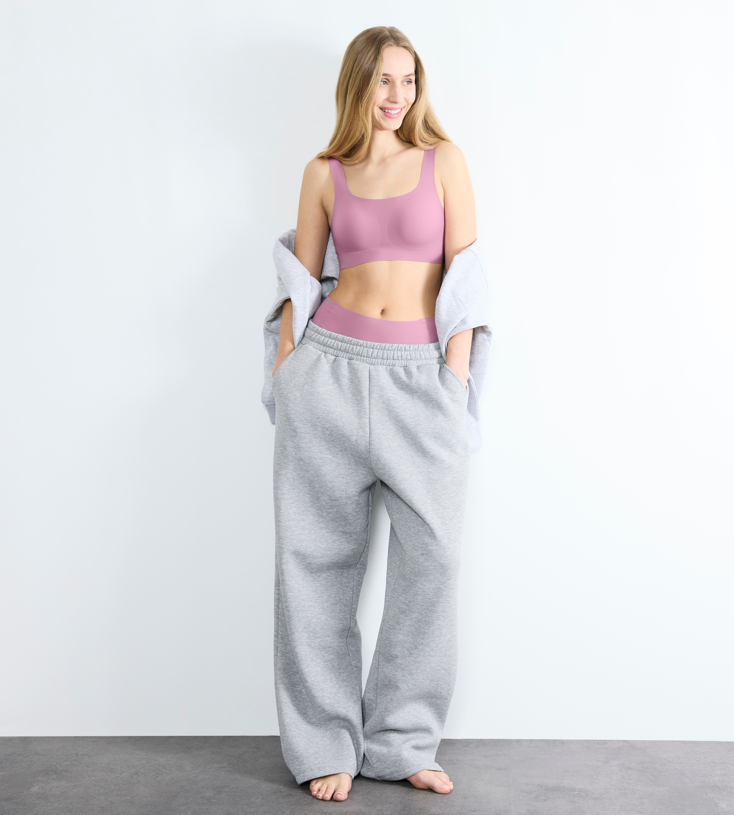 sloggi Bustier »ZERO Feel 2.0« mit herausnehmbaren Pads, leichter Halt, Mikrofaser