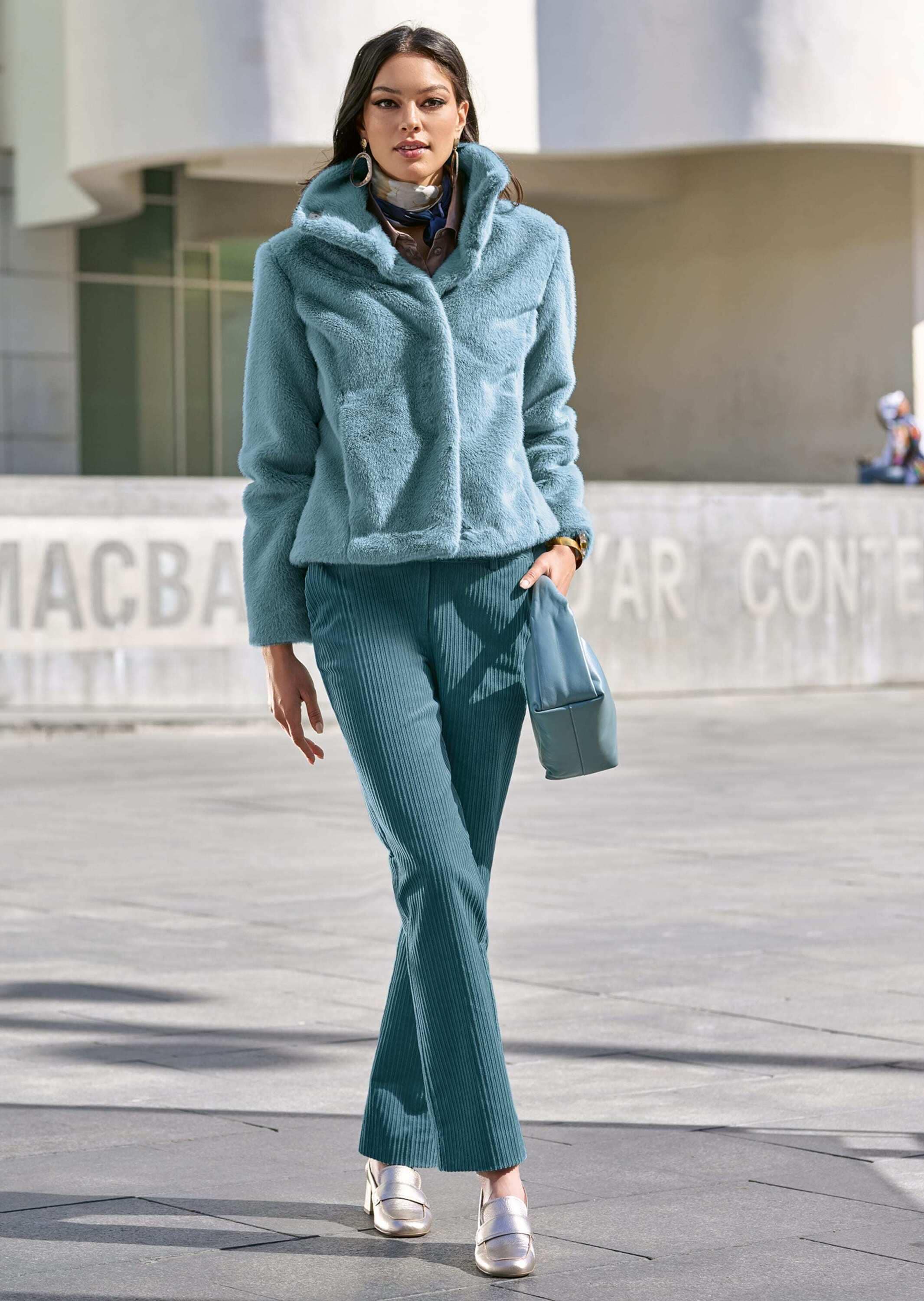 MADELEINE Kurzjacke »Jacke Webpelz-Kurzjacke mit Stehkragen« Stehkragen