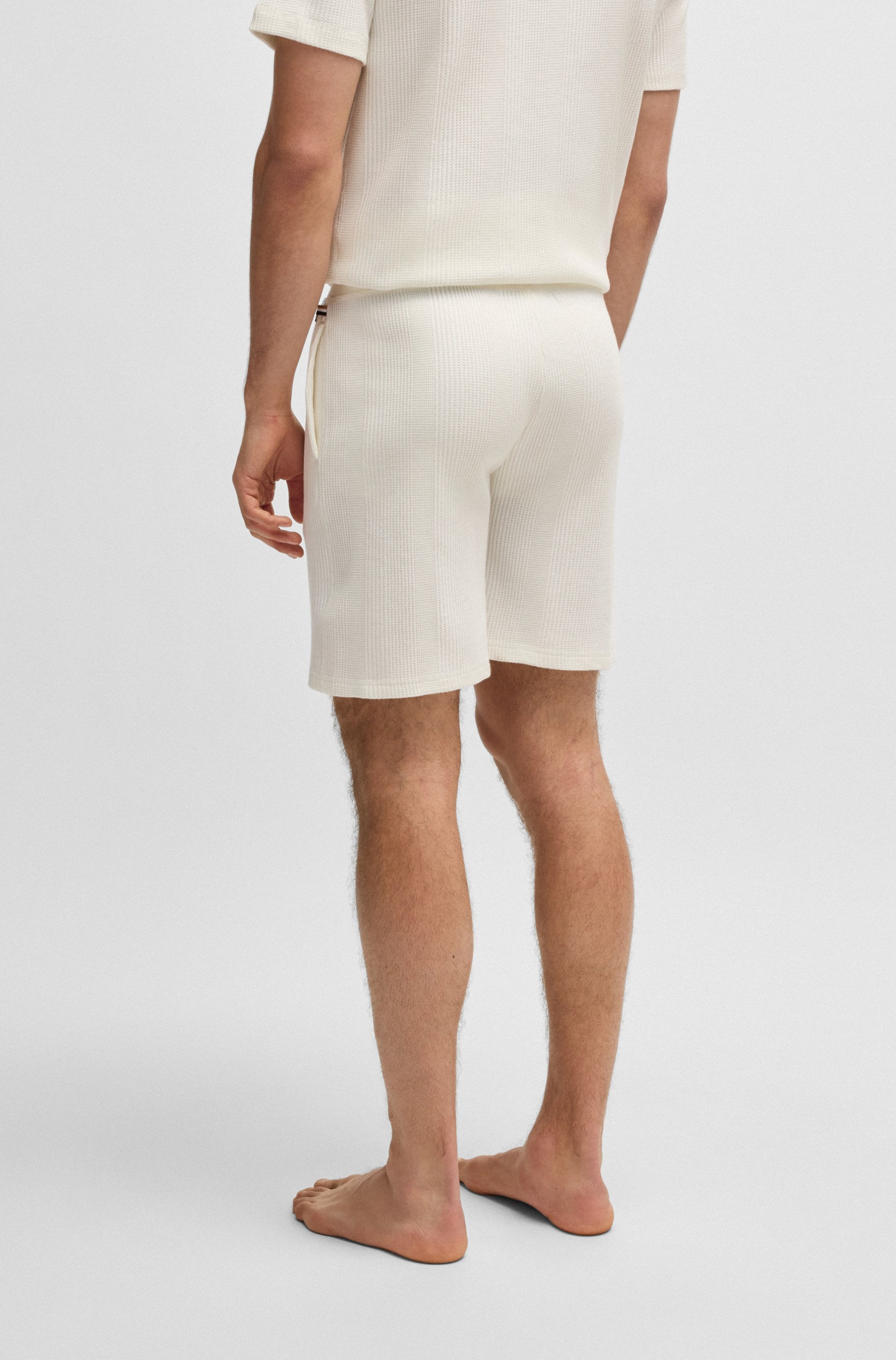 BOSS Sweatshorts »Sweatshorts Structure Sho«, kurze Hose mit Strickeinsätzen