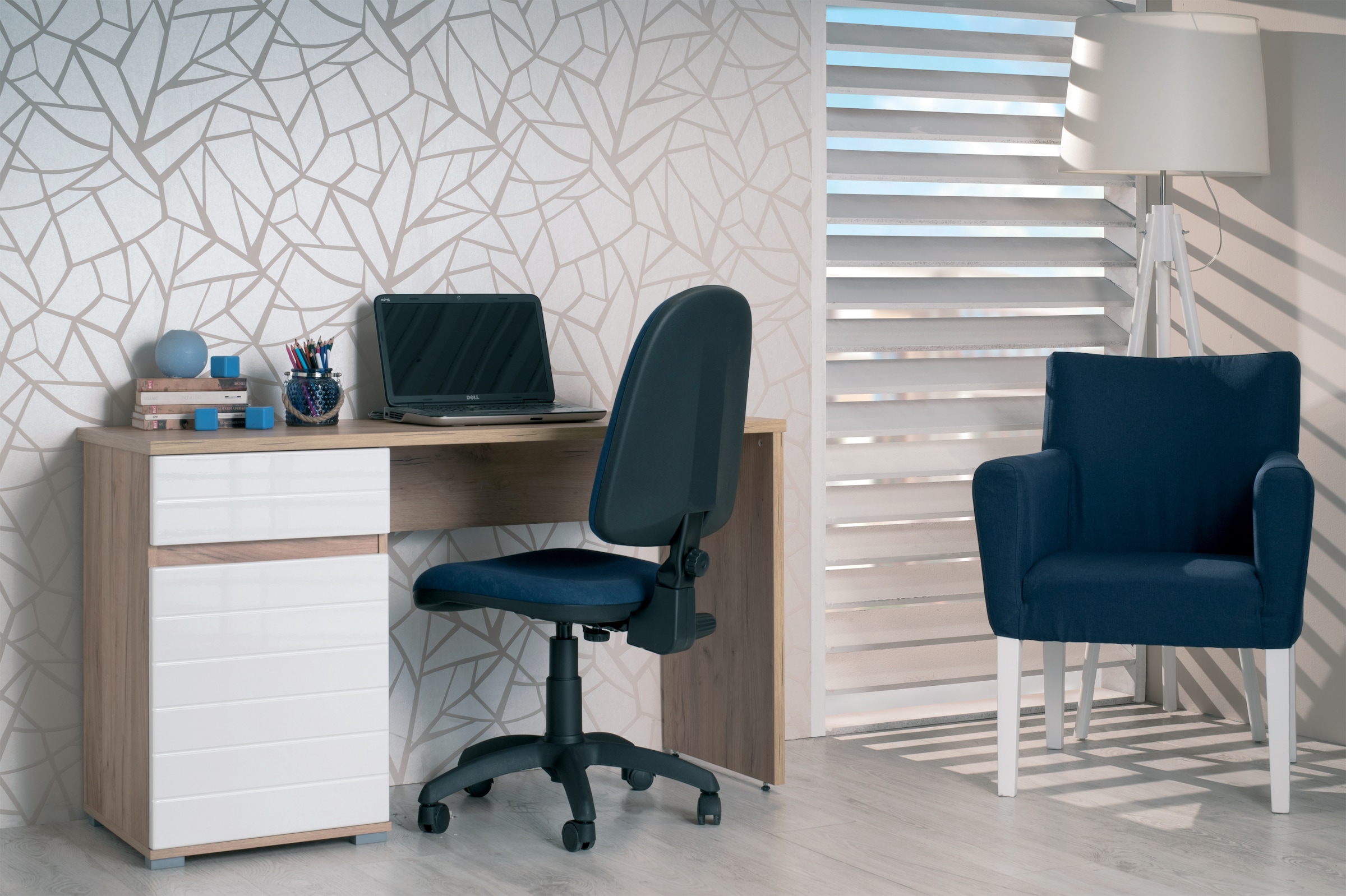 INOSIGN Schreibtisch »Elan«, Breite 130 cm, Front in Rillenoptik, grifflos, ABS-Schutzkanten