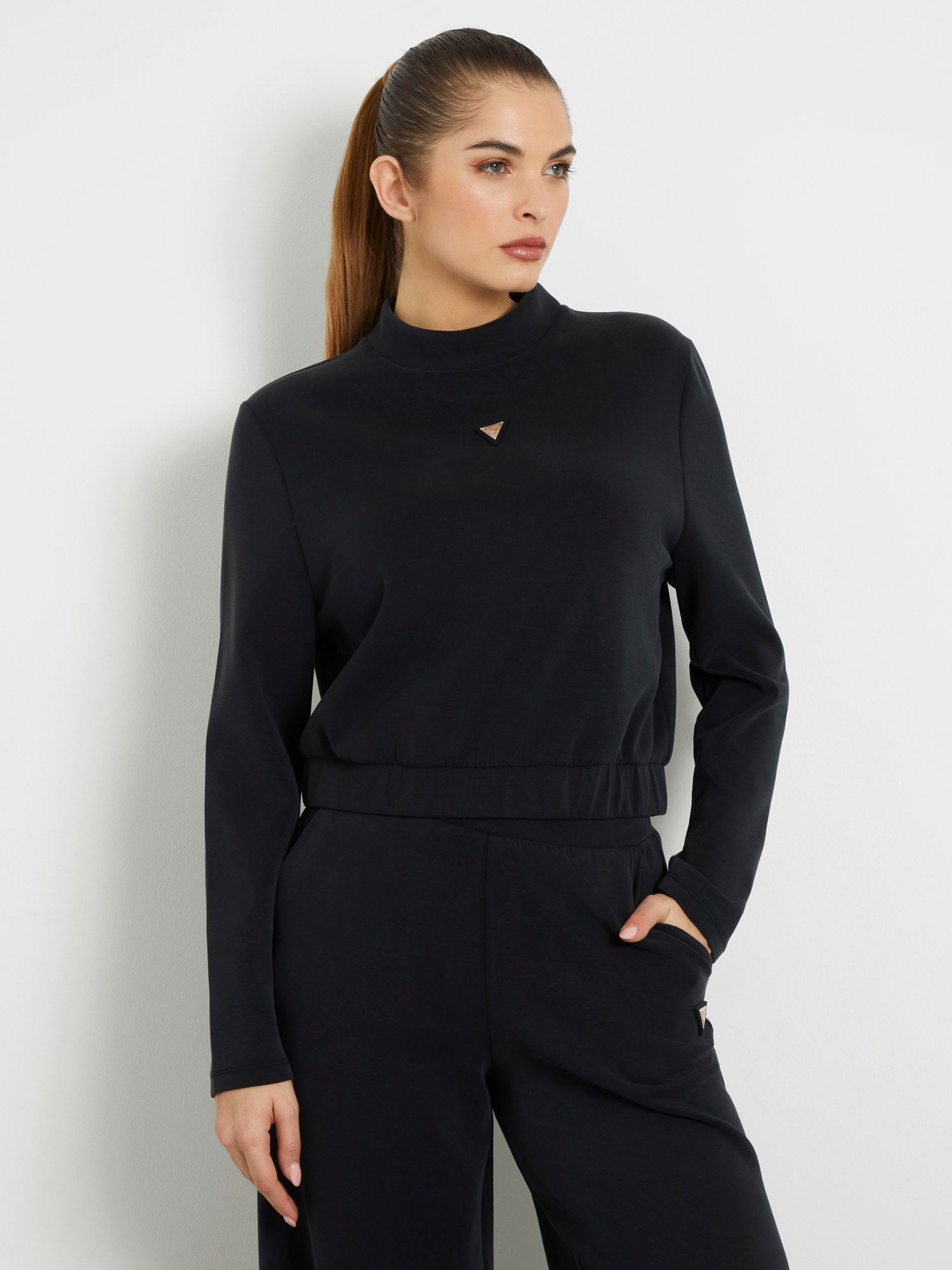 Guess Sweatshirt »OLYMPE HIGH NECK SWEATSHIRT«, in Scuba-Qualität, Stehkragen
