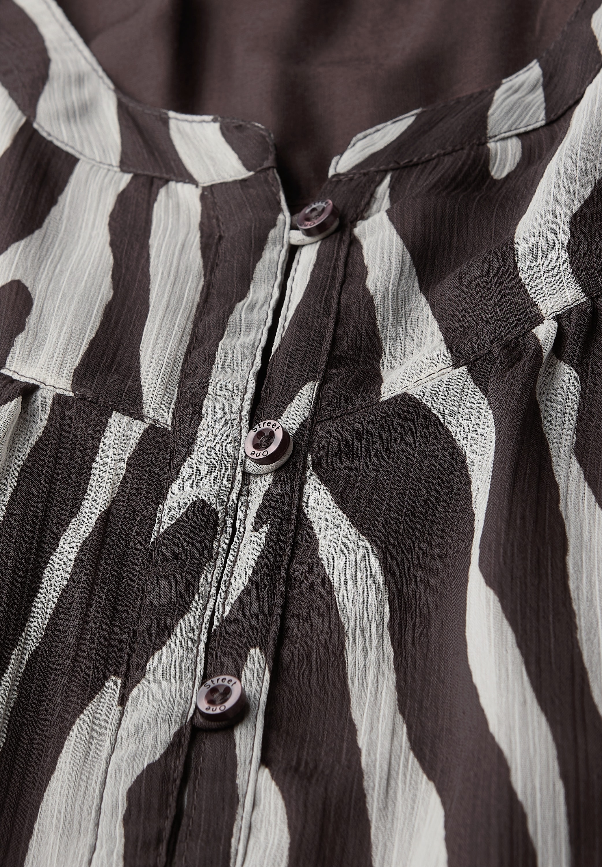 STREET ONE Chiffonbluse, mit Zebra-Print