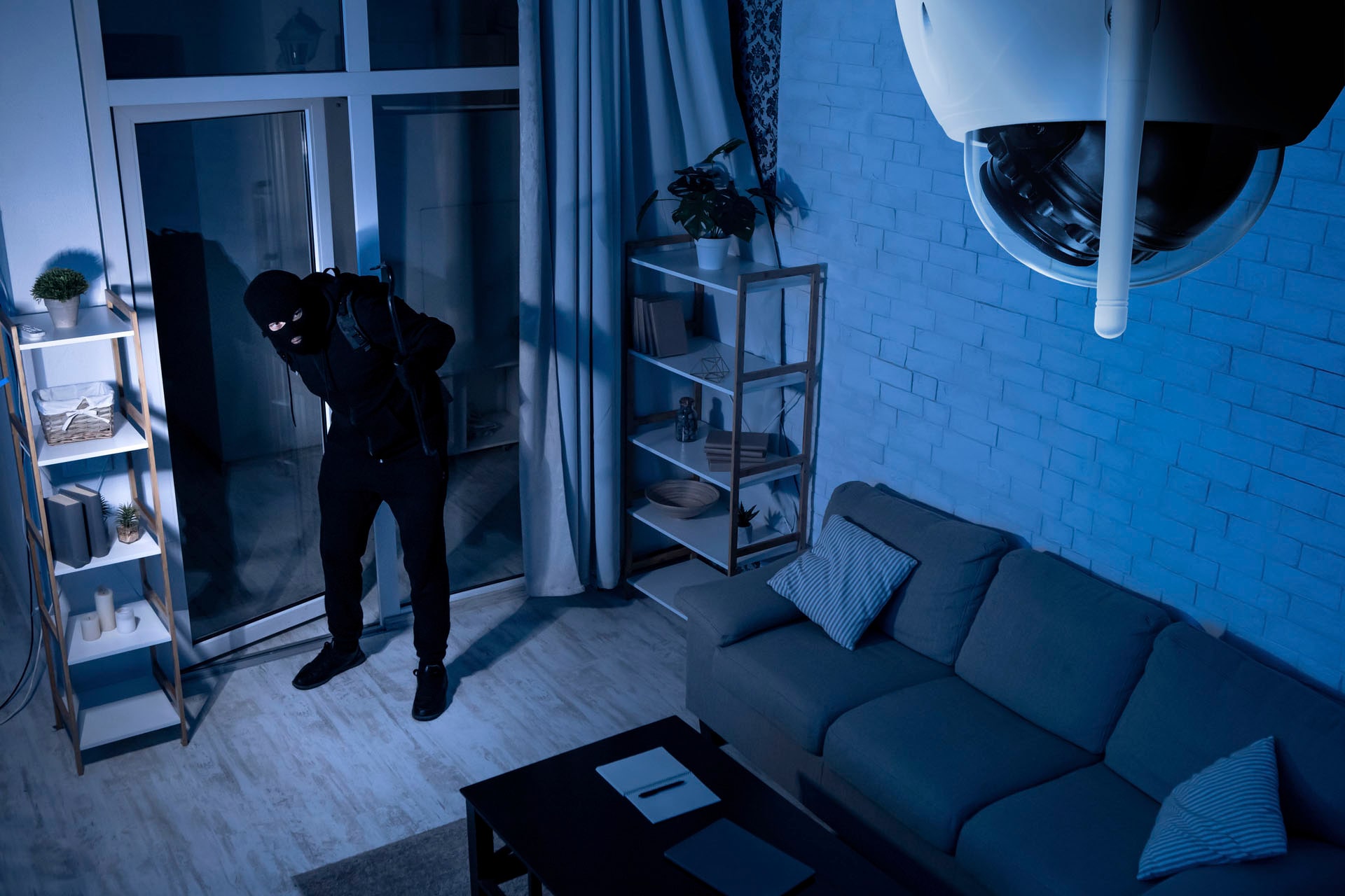 Alecto Überwachungskamera »DVC136IP«, Innenbereich, WLAN-Dome-Kamera für den Innen- und Außenbereich