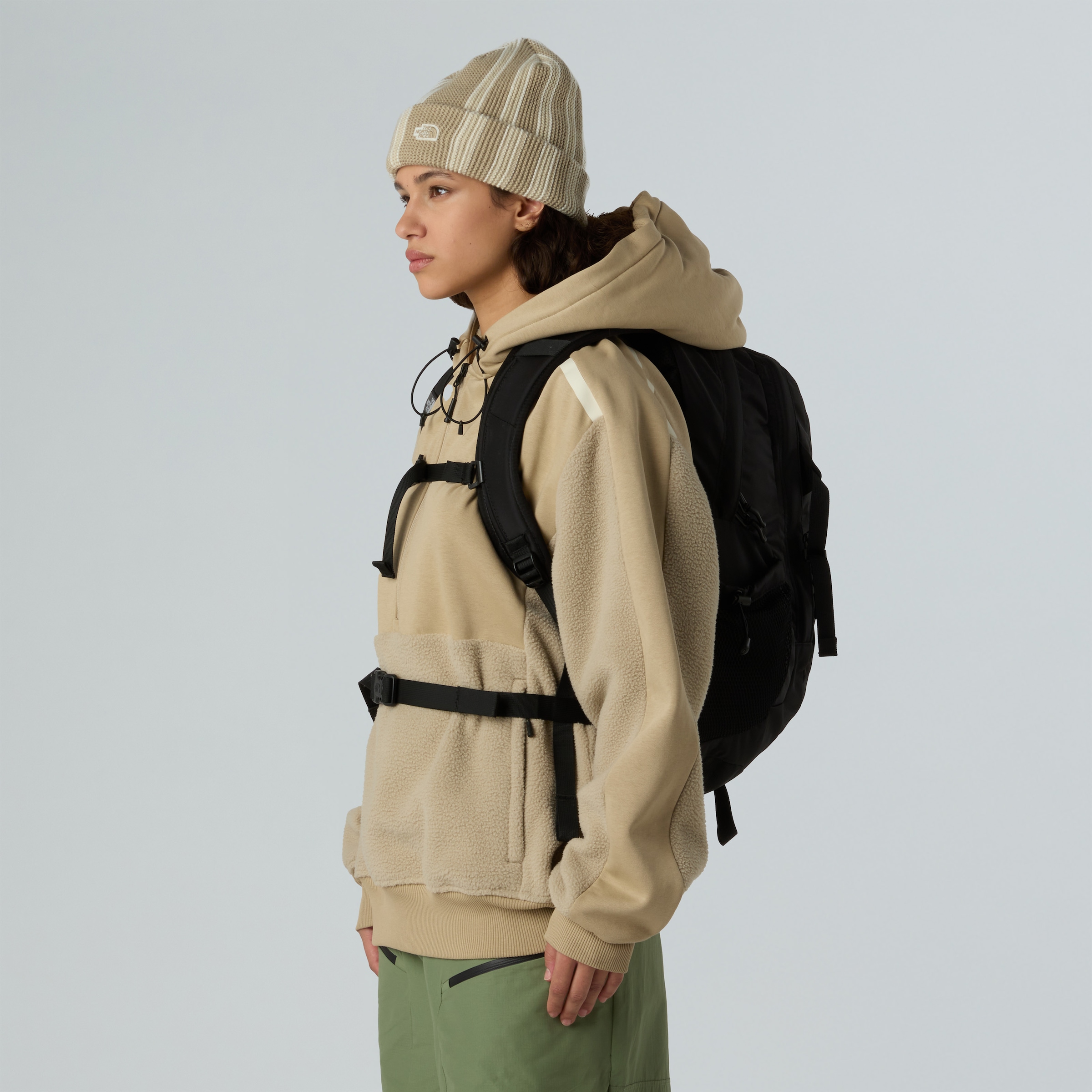 The North Face Sportrucksack »HOT SHOT SE« mit geräumigen Fächern und Taschen