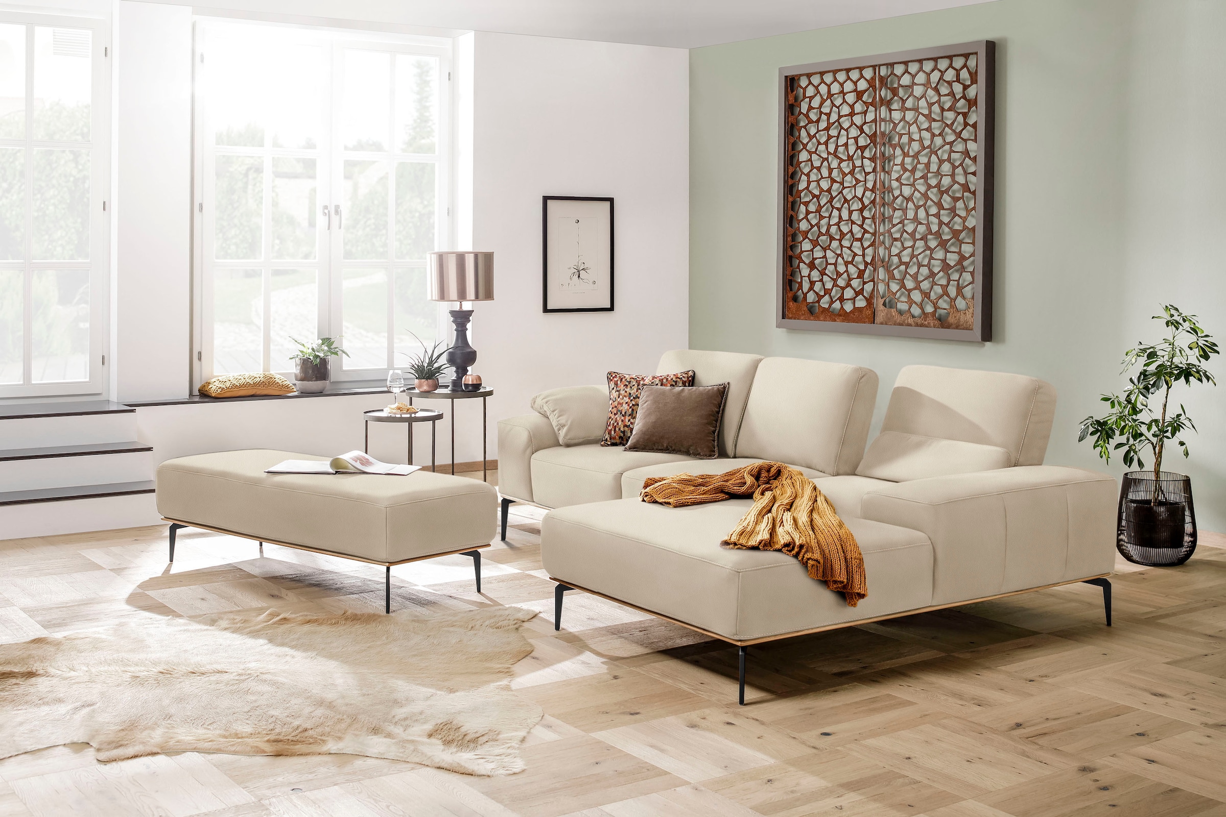 W.SCHILLIG Ecksofa »run, Designsofa mit tollem Sitzkomfort, bequem, L-Form«, mit Holzsockel, Füße in Schwarz pulverbeschichtet, Breite 279 cm