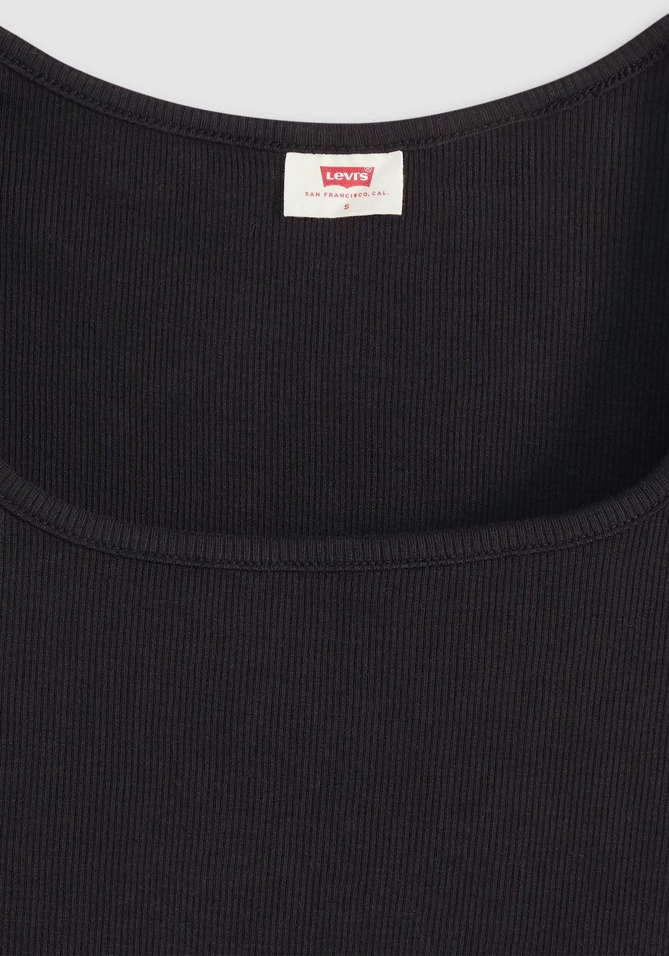 Levi's® T-Shirt »ESSENTIAL SQRD NE«, Feinrippqualität