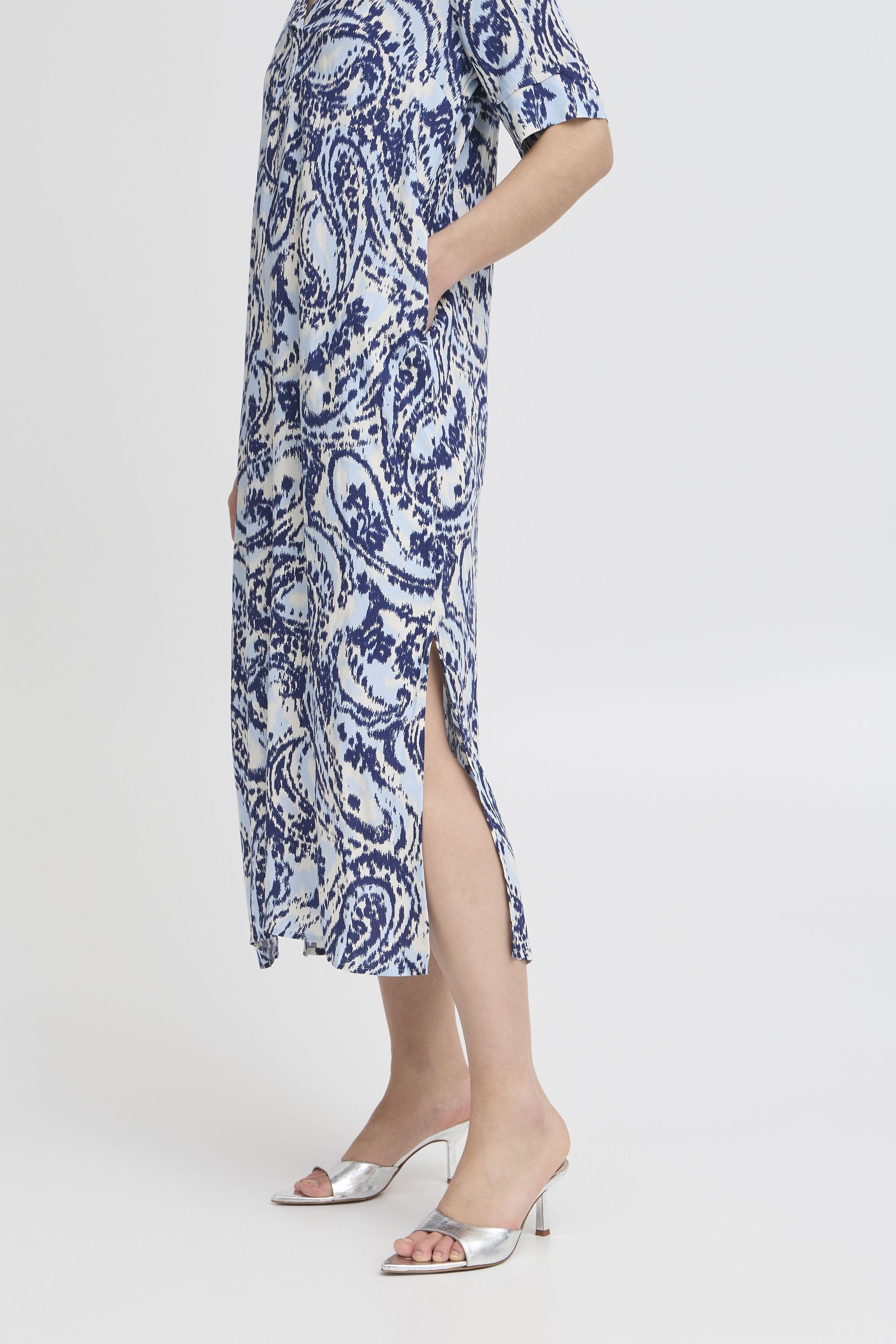 b.young Midikleid »Midikleid BYMMMJOELLA«