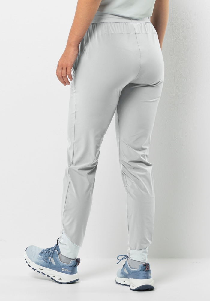 Jack Wolfskin Relaxhose »PRELIGHT CHILL PANTS W«