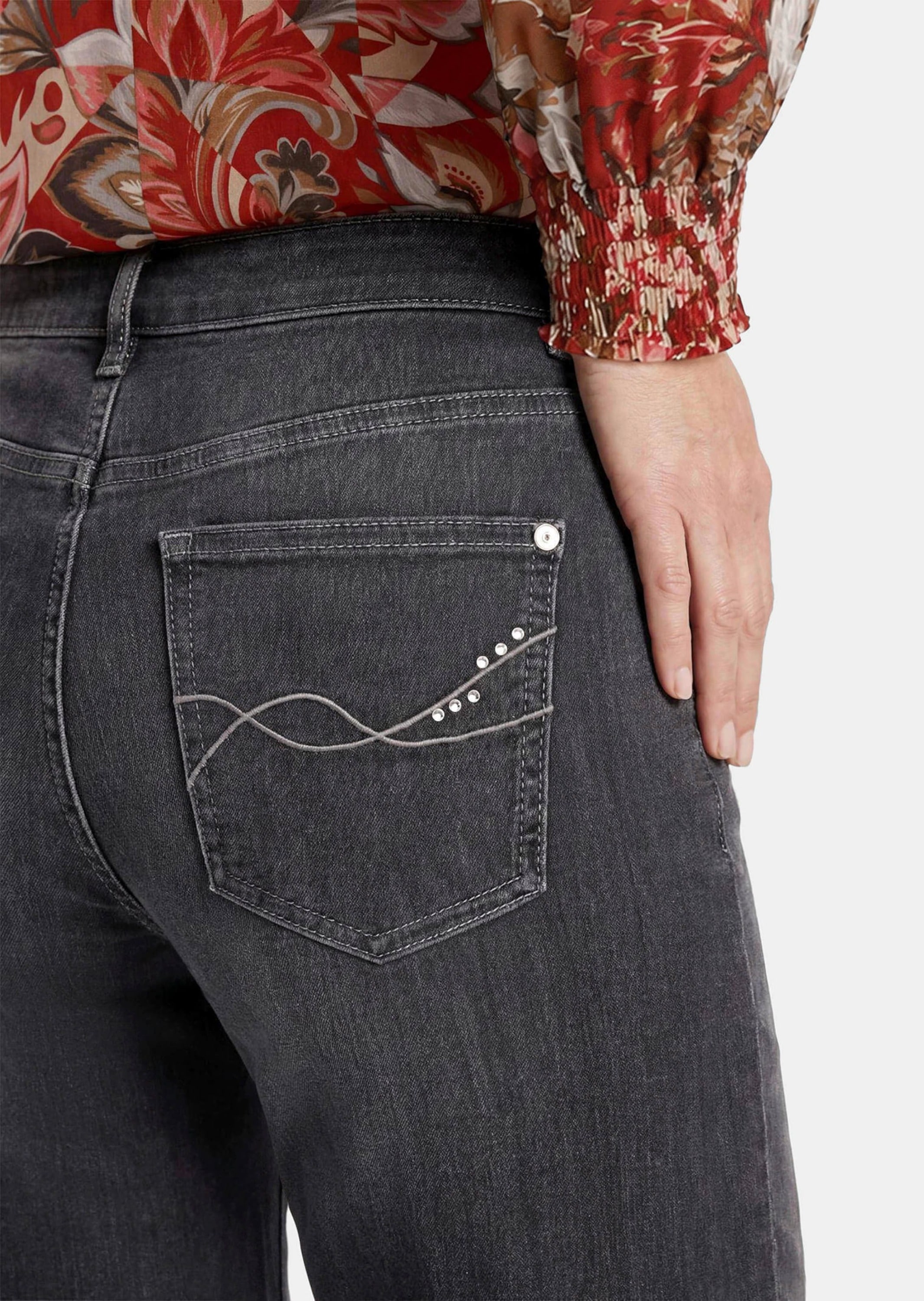 GOLDNER Regular-fit-Jeans »Kurzgröße Denimhose VERA mit weitem Beinverlauf« schlankmachende Seitenteile