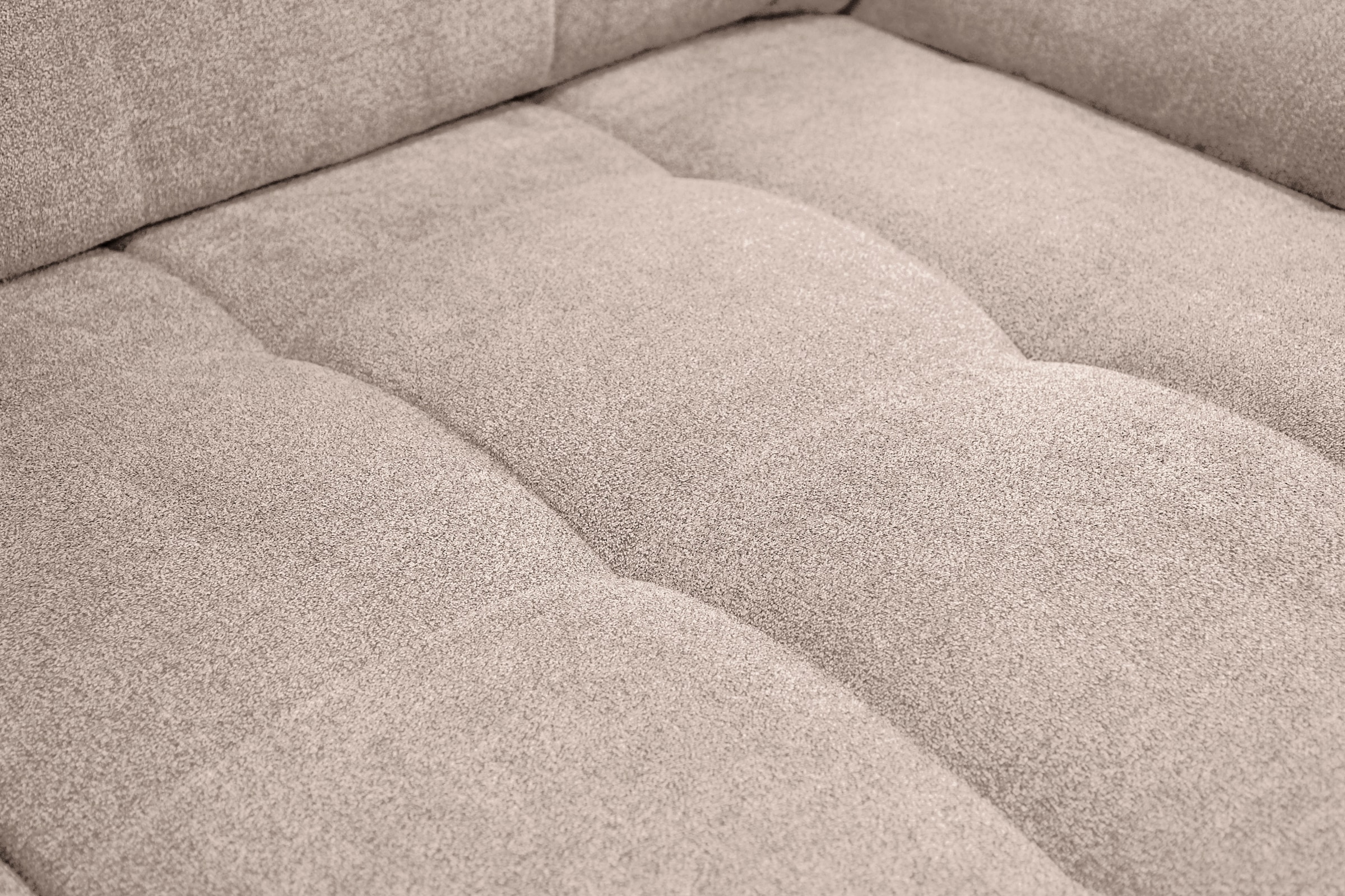 WERK2 Ecksofa »Brindisi, Multifunktion, bequem & komfortabel, Breite 263cm, L-Form« mit verstellbaren Kopfteilen, Bettfunktion & Bettkasten