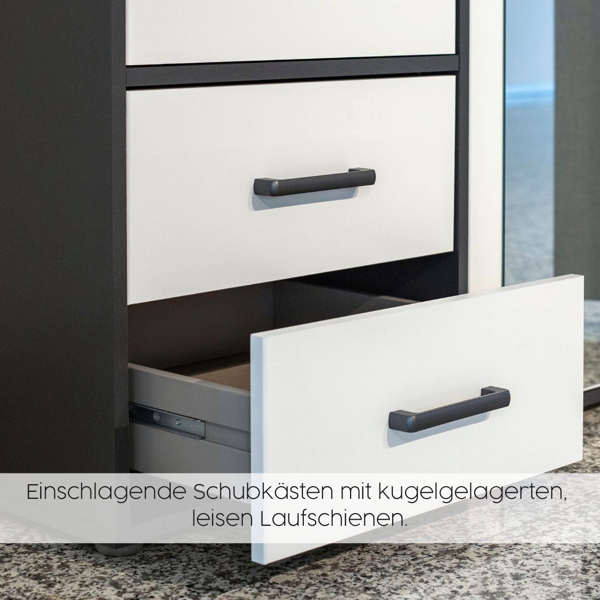 rauch Drehtürenschrank »Voyager«, mit modernen Griffen in Graumetallic, inkl. Schubkästen und Spiegel