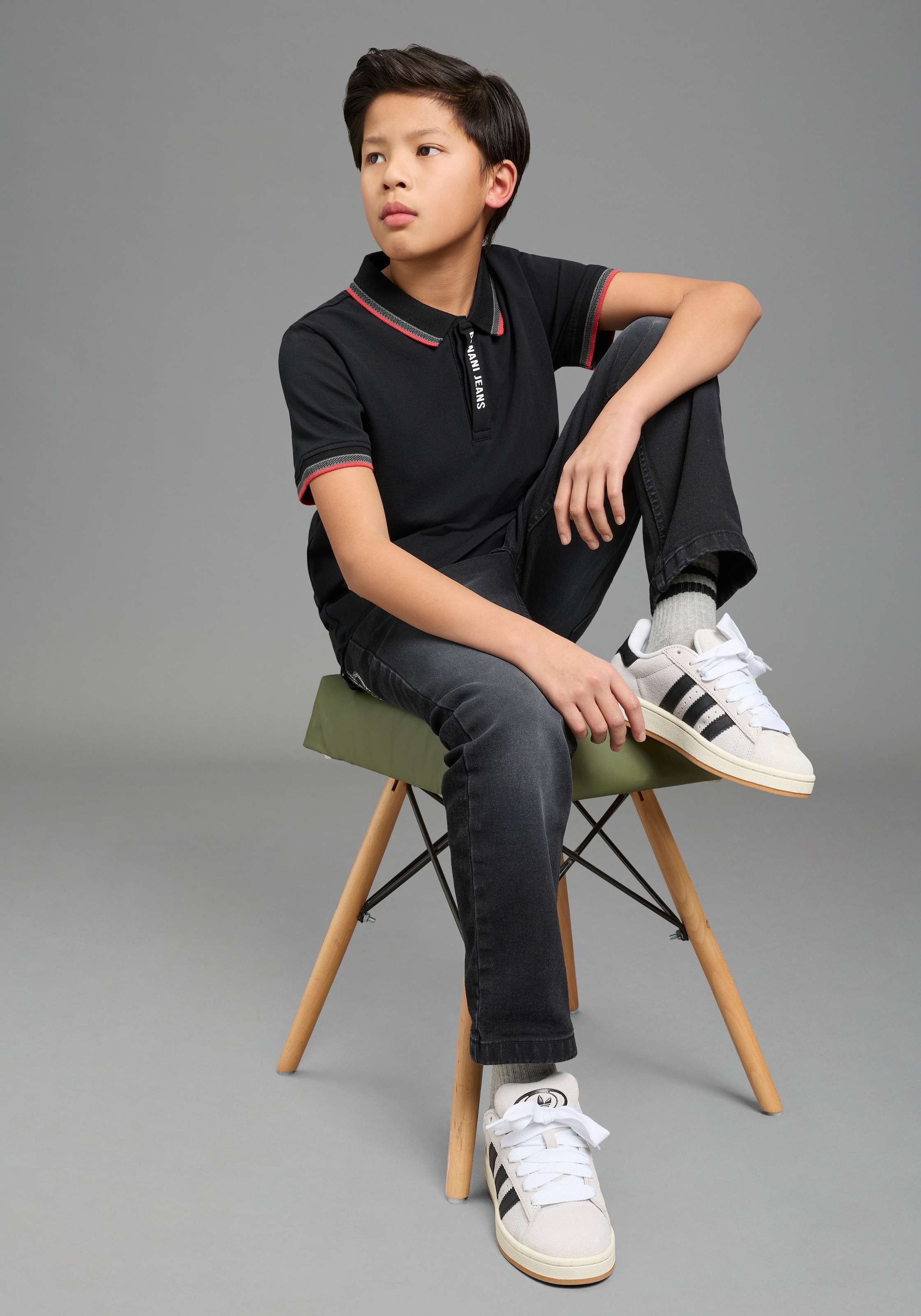 Bruno Banani Poloshirt »Piqué-Shirt mit Logo-Print« Basic-Passform, Kurzarm, mit Knopfleiste, mit Logodruck