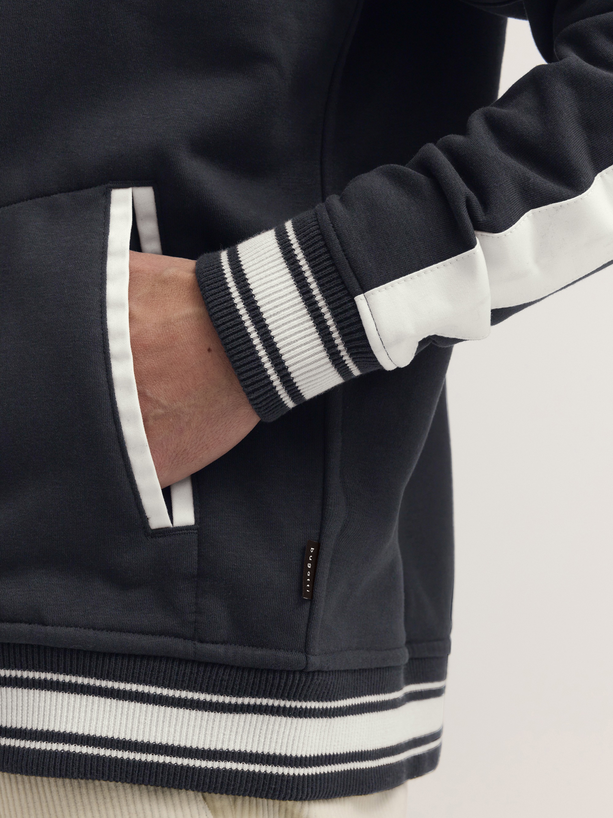 bugatti Sweatjacke »Modern Fit« Modern Fit College Baumwollmix