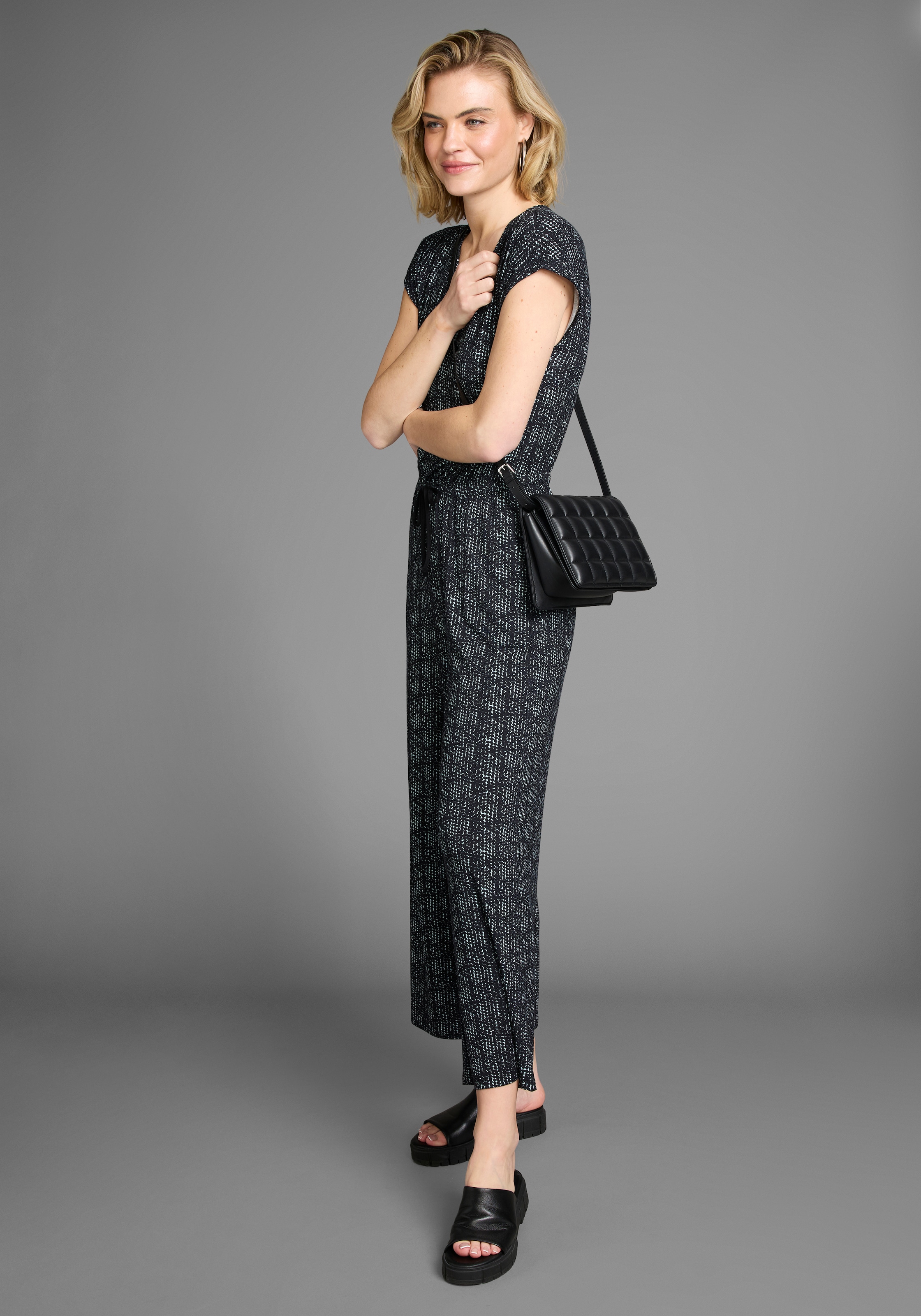 Laura Scott Jumpsuit, mit filigranem Alloverprint - NEUE KOLLEKTION