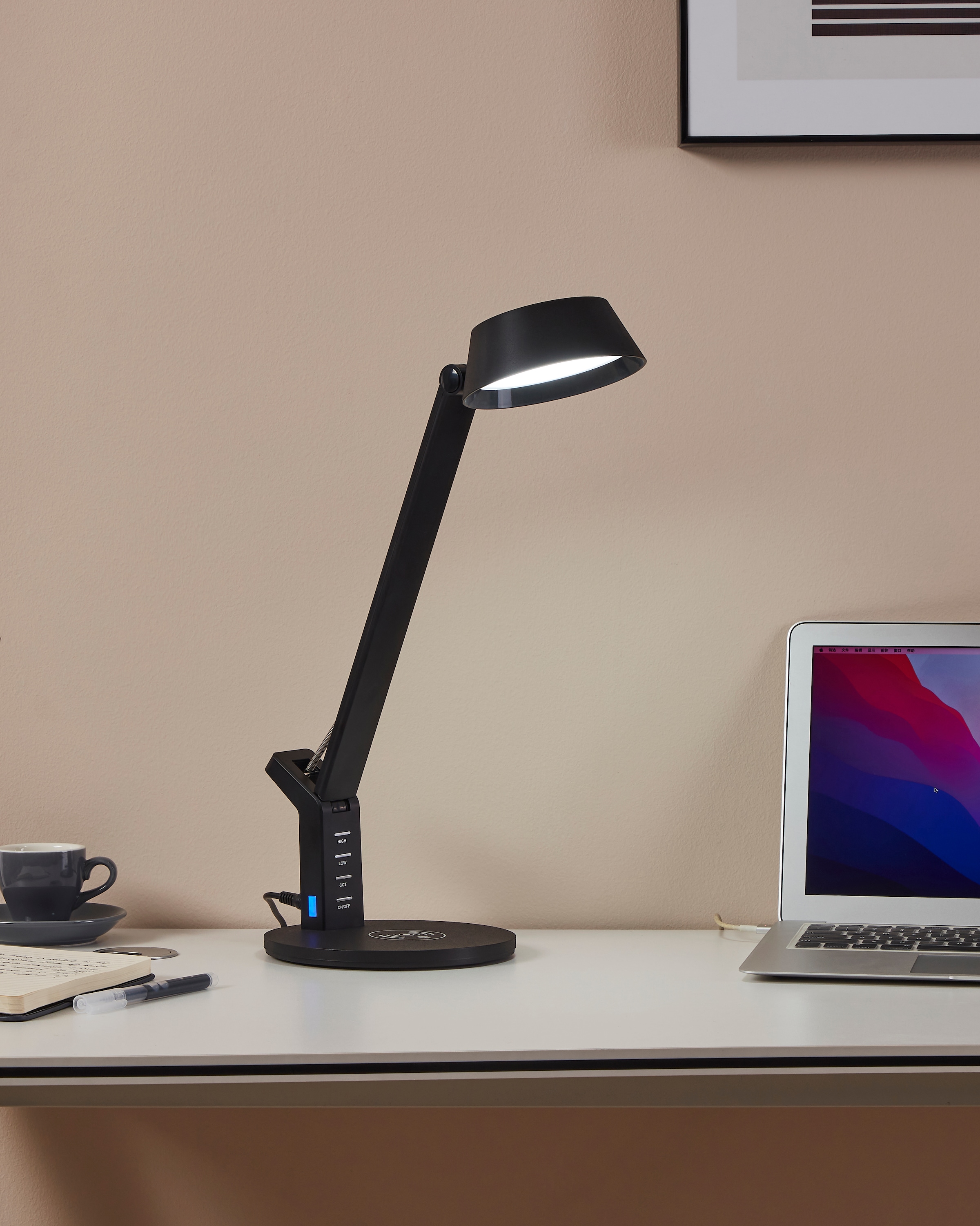 EGLO Tischleuchte »BANDERALO Schreibtischleuchte - kabellose Ladefunktion« LED-Modul 1 Stk. warmweiß - kaltweiß Tischleuchte - 4,8W - warmweiß - kaltweiß, Induktionsladefläche, CCT