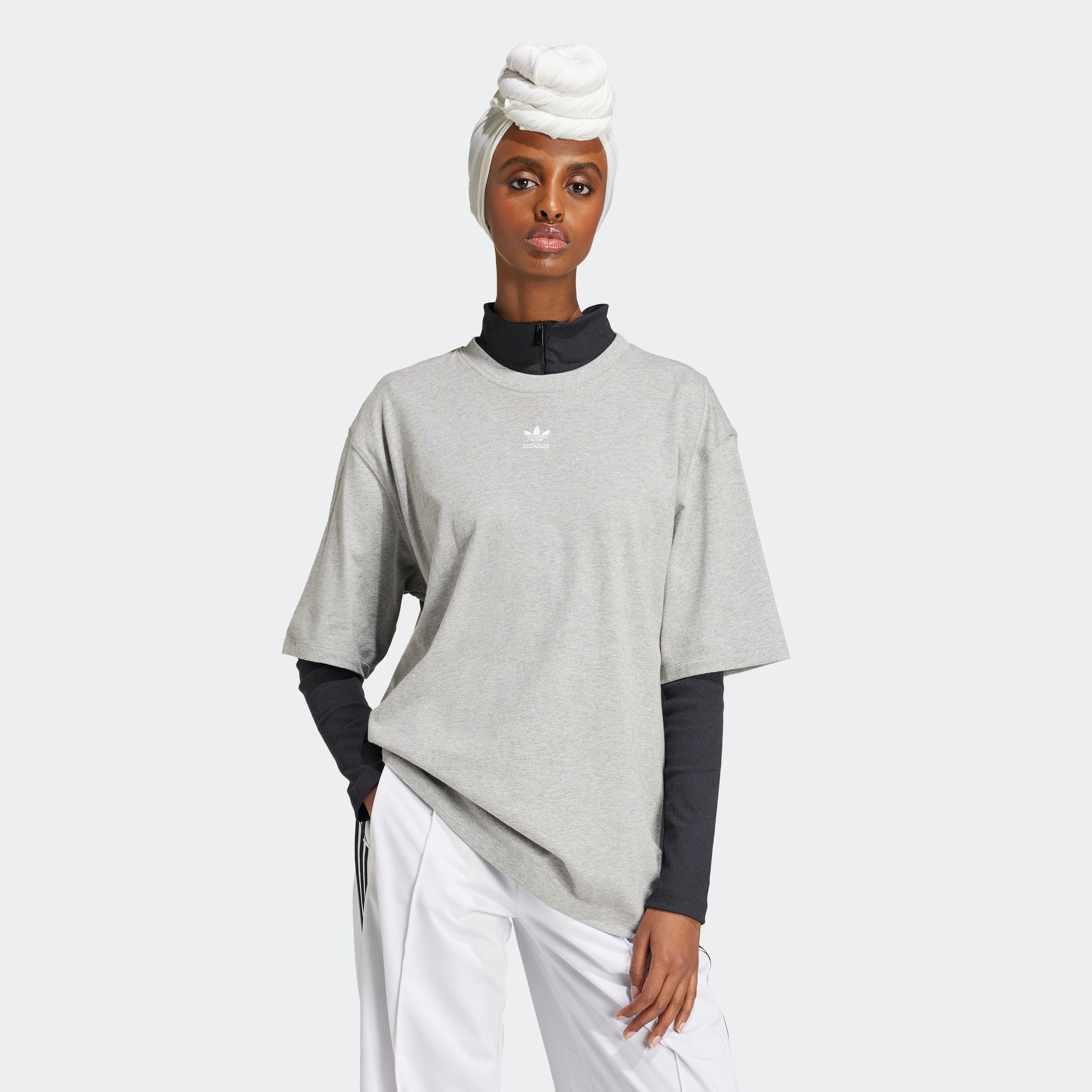 adidas Originals T-Shirt »ESS BOYFR TEE«